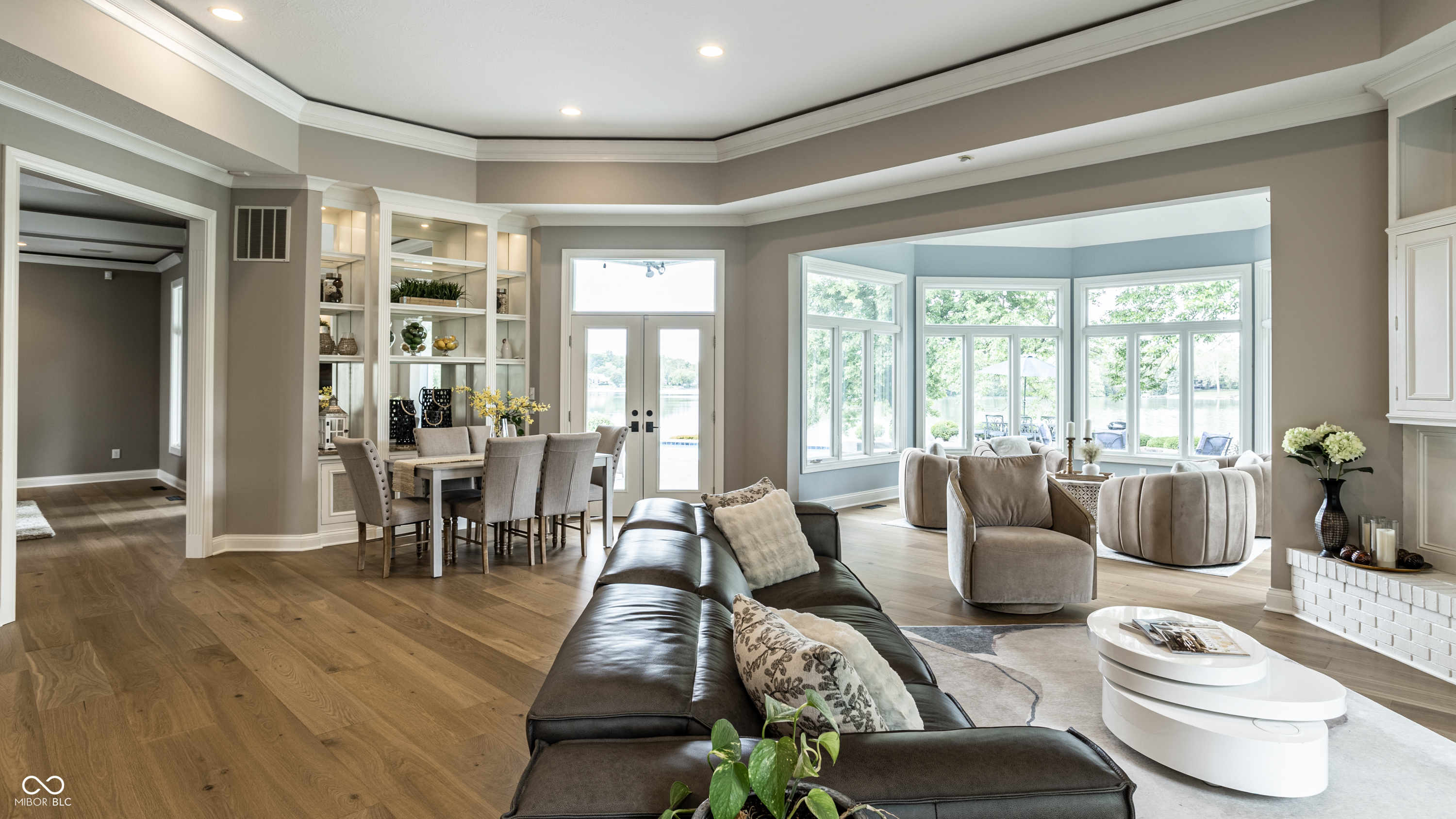 5876 Lake Kessler Court