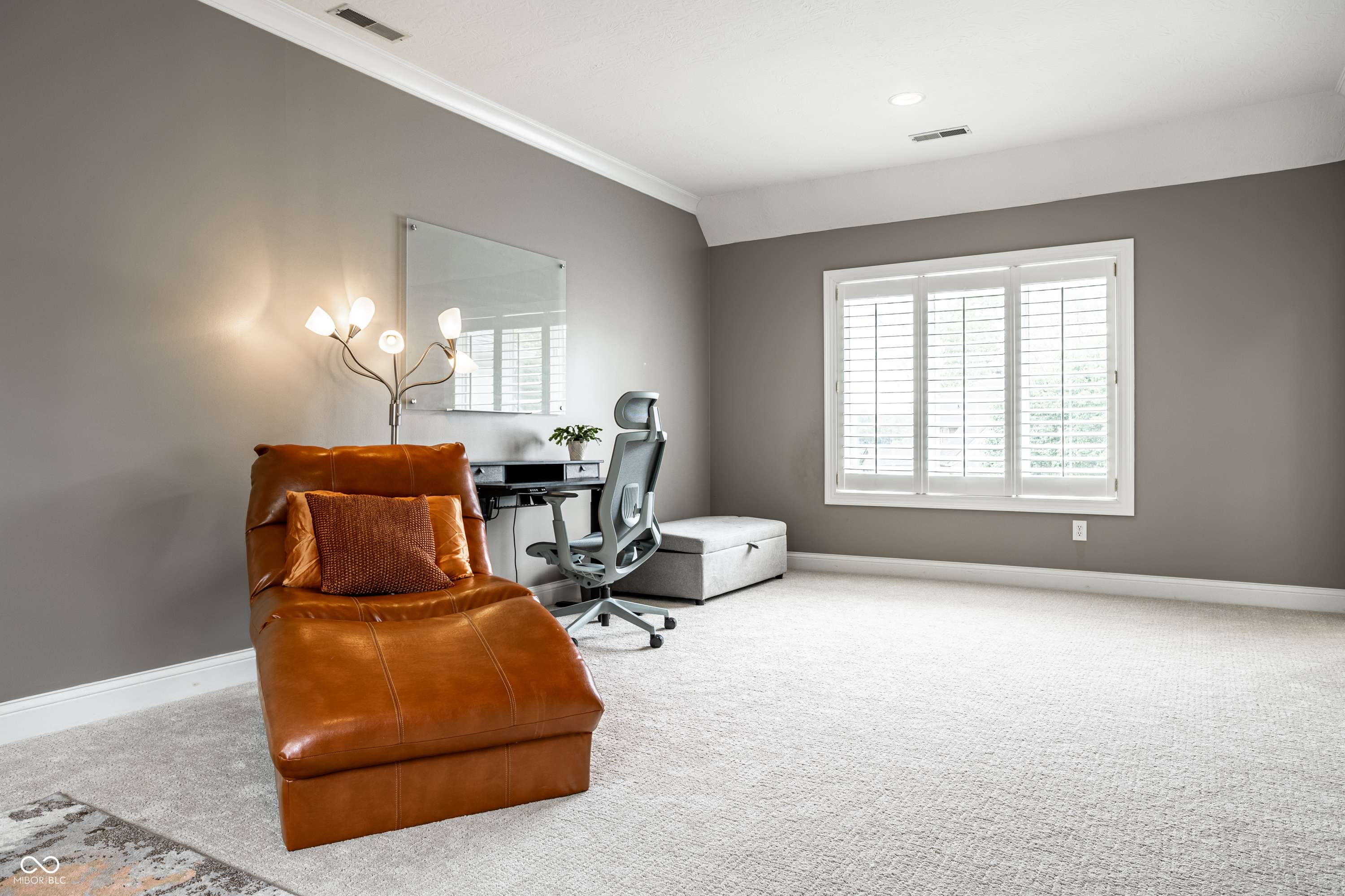 5876 Lake Kessler Court