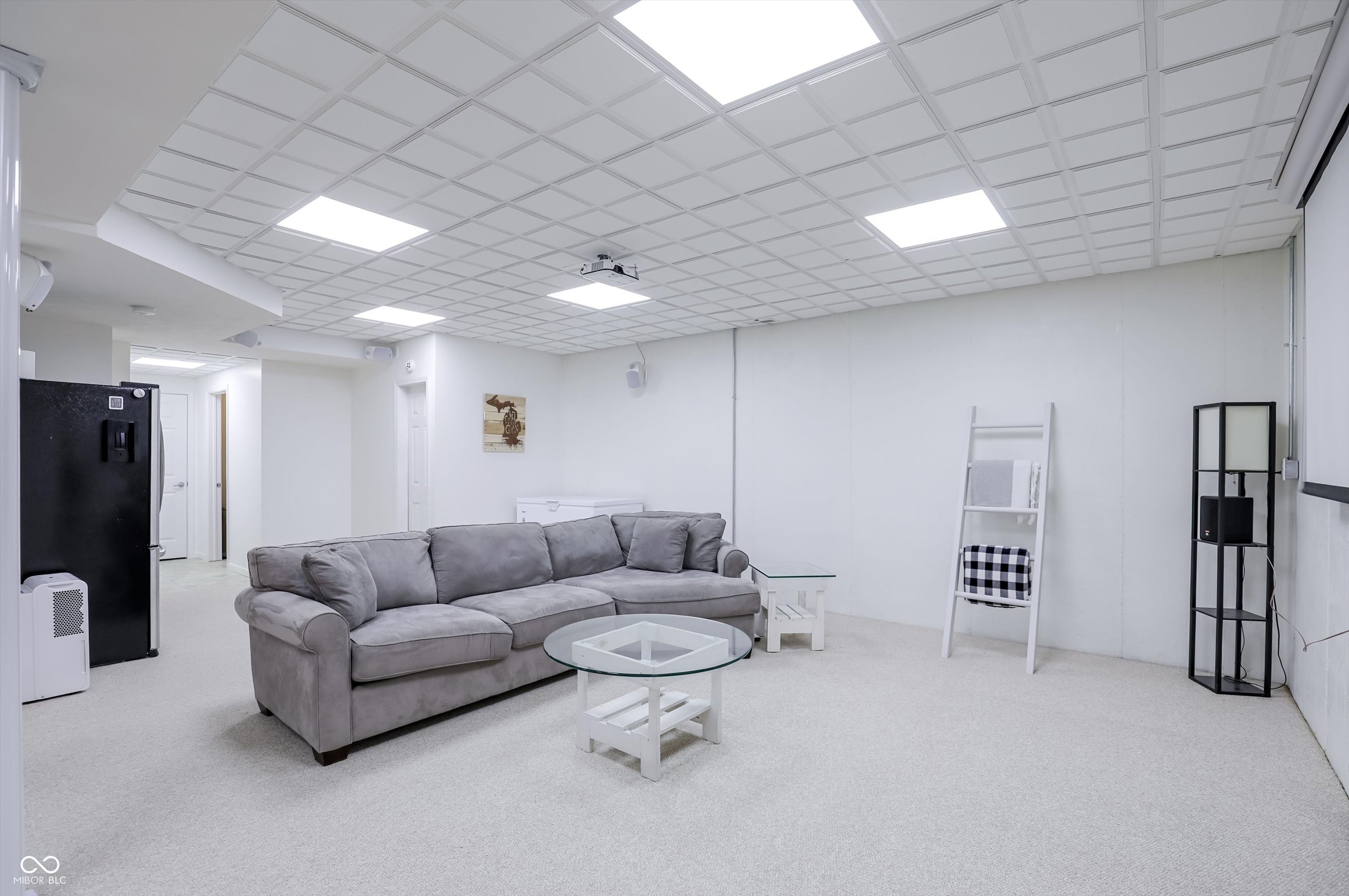 4207 Honeysuckle Lane