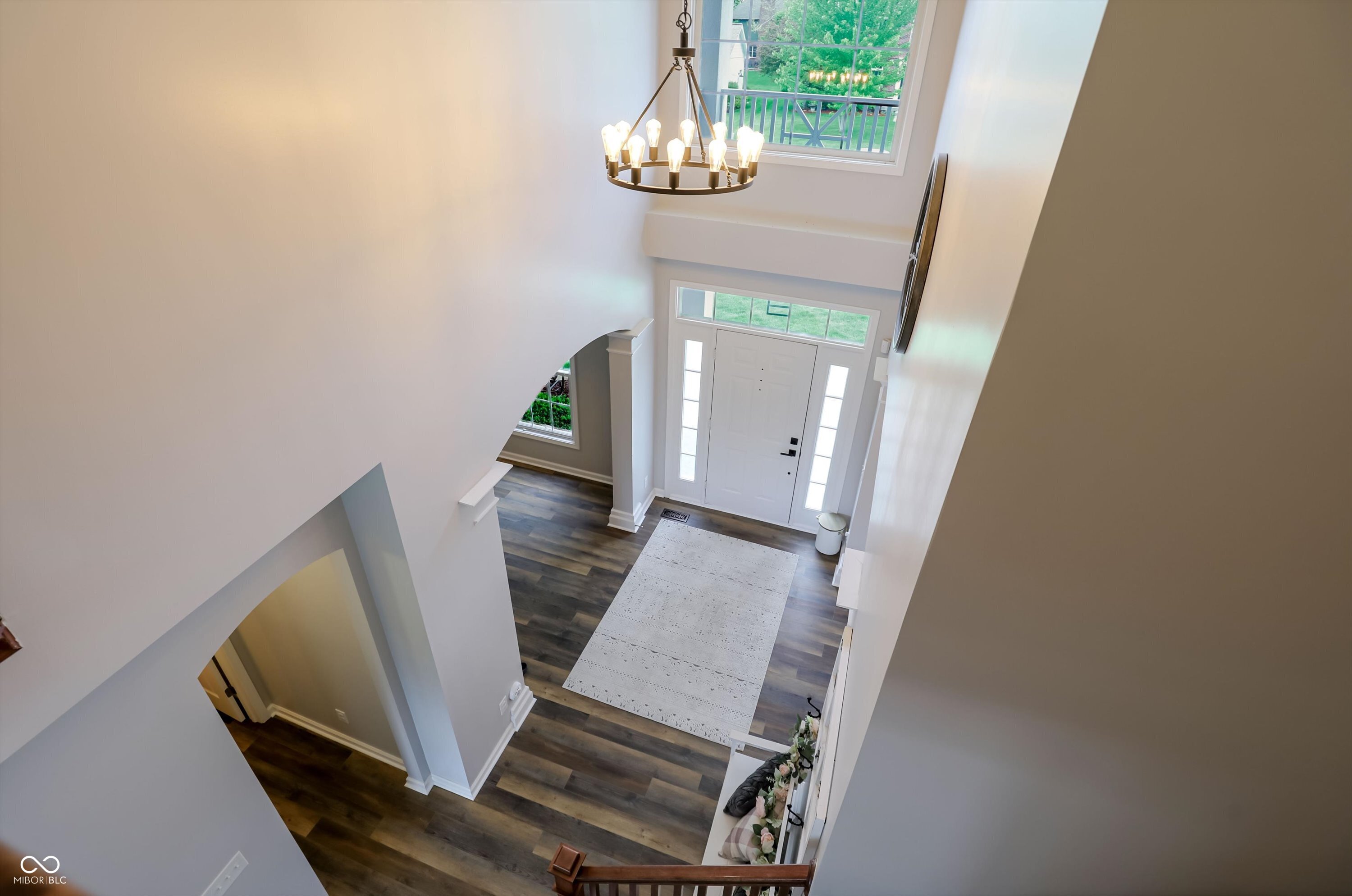 4207 Honeysuckle Lane