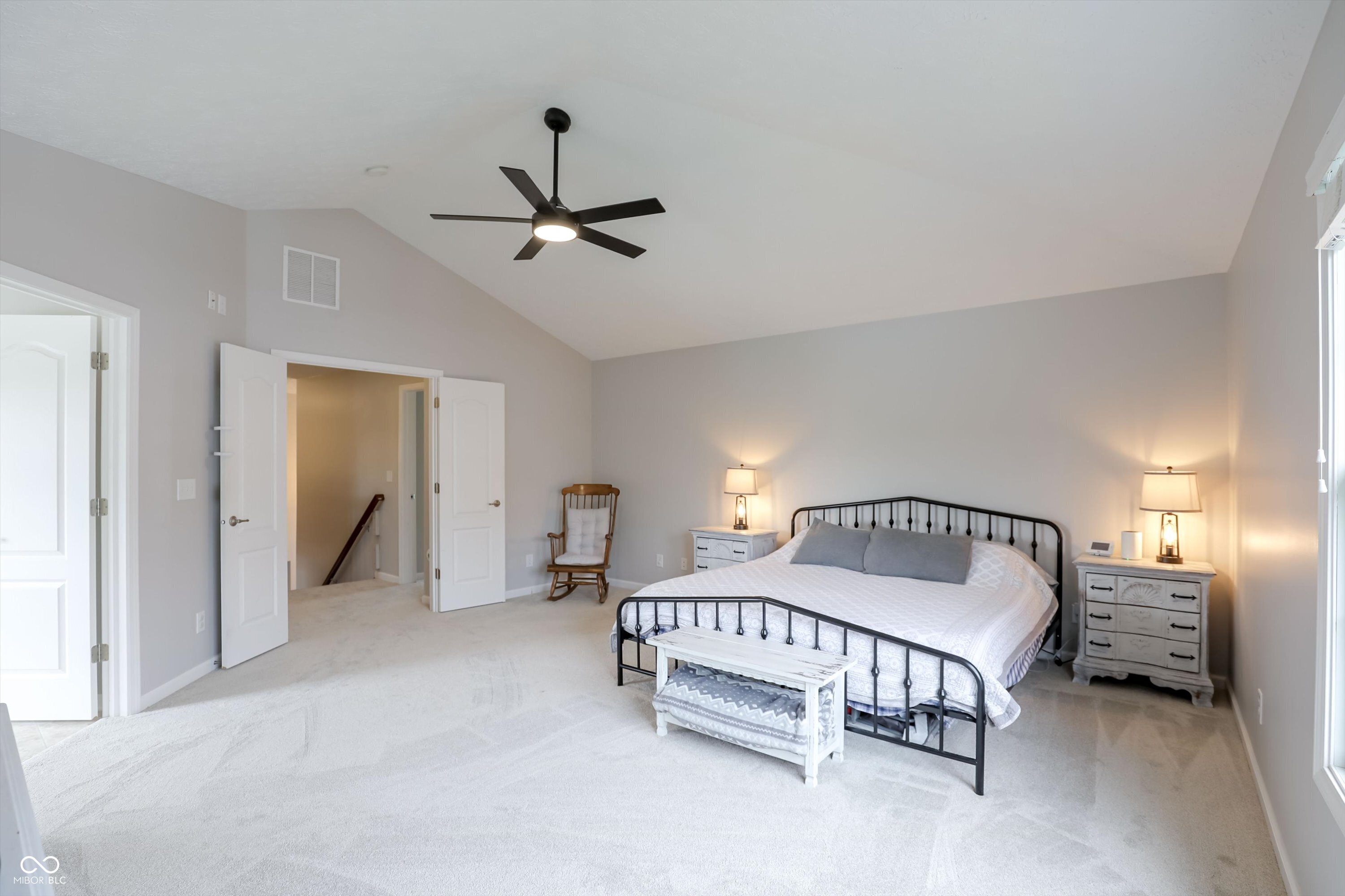 4207 Honeysuckle Lane