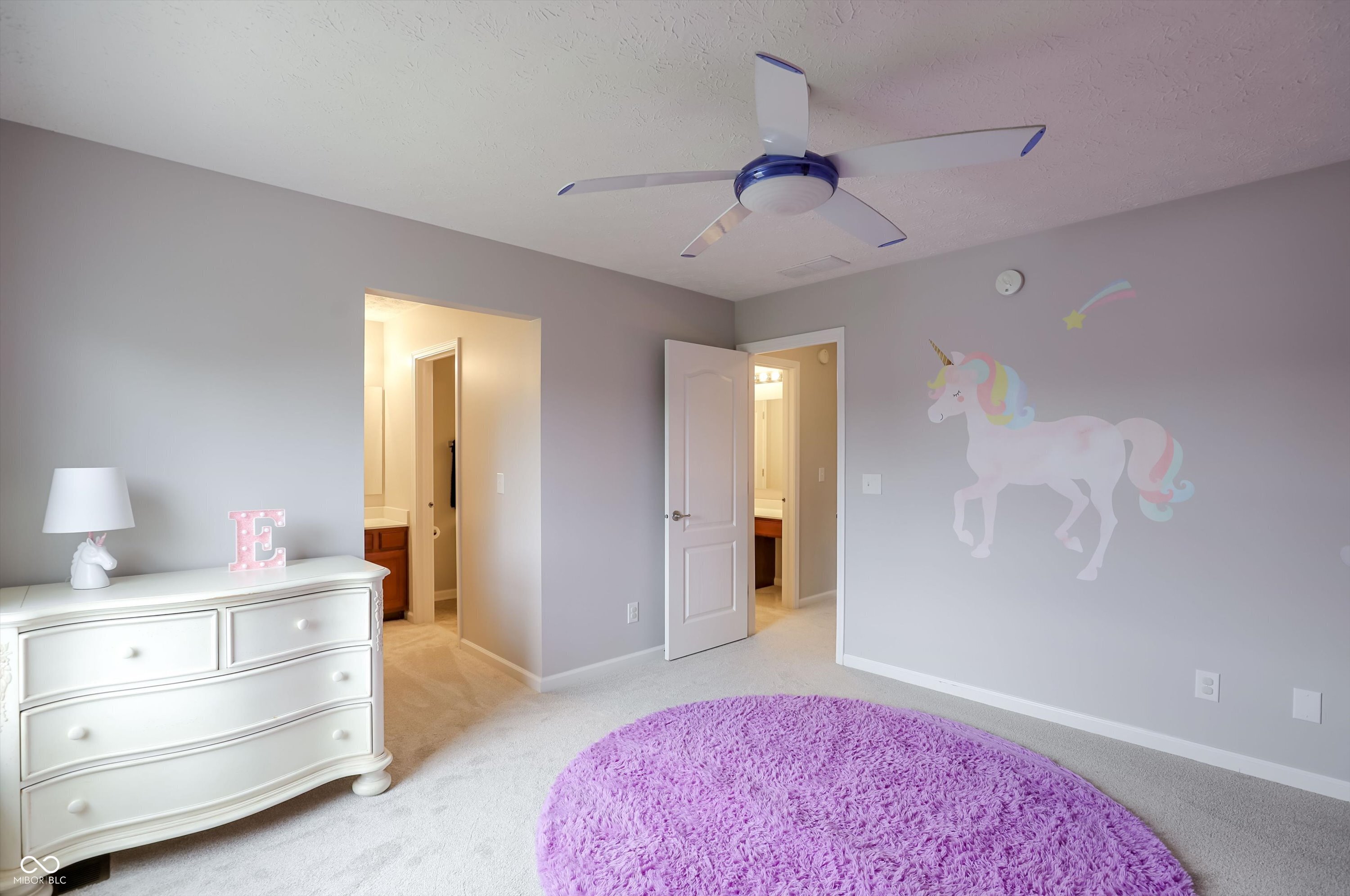 4207 Honeysuckle Lane