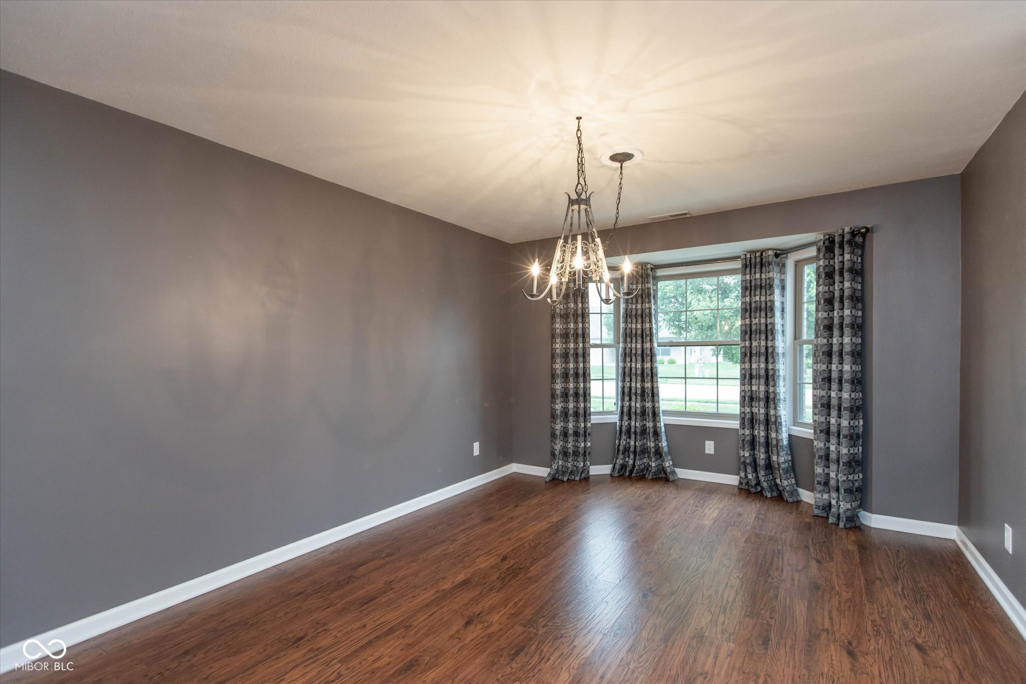 5006 Coventry Park Circle