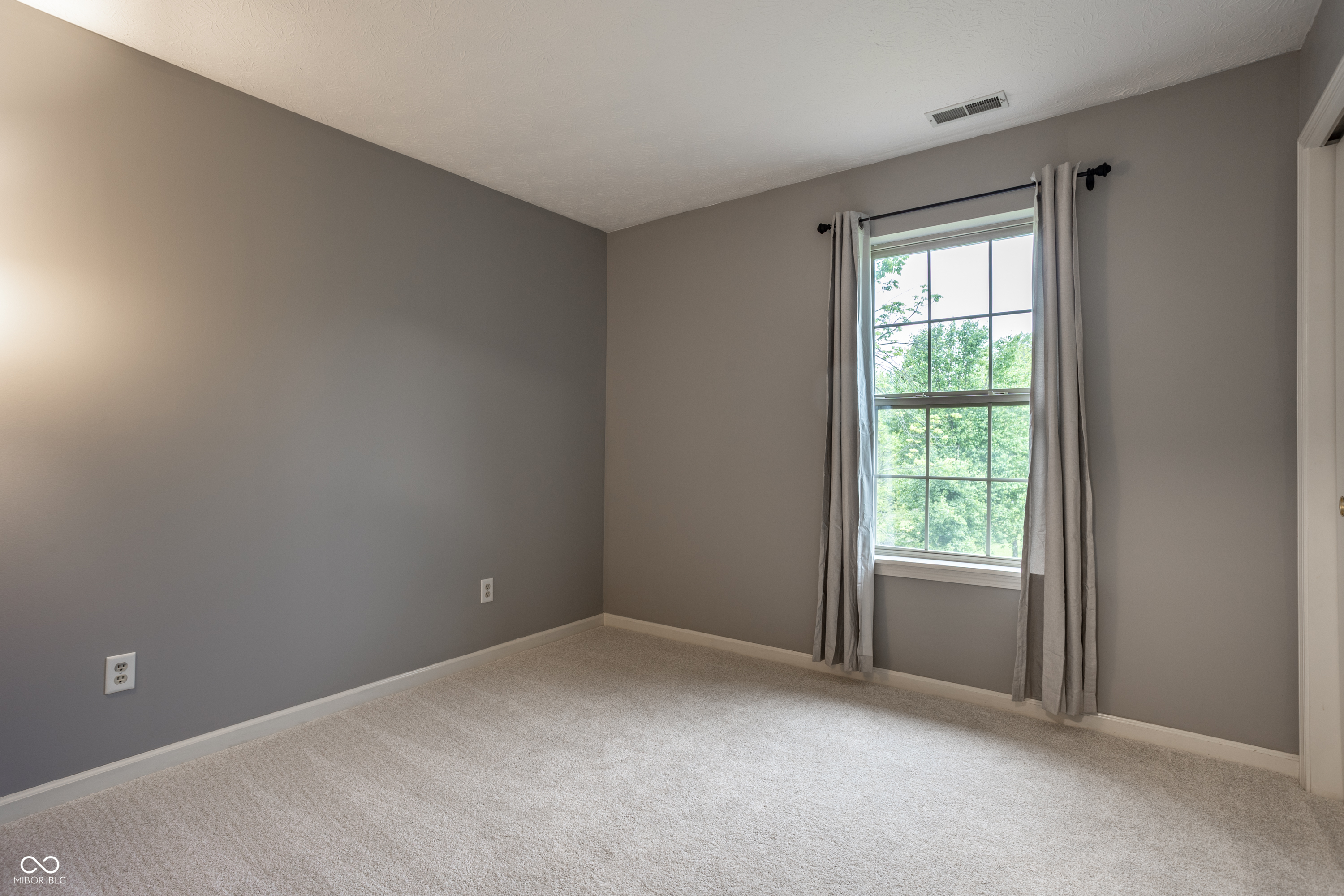 3111 Grandview Way