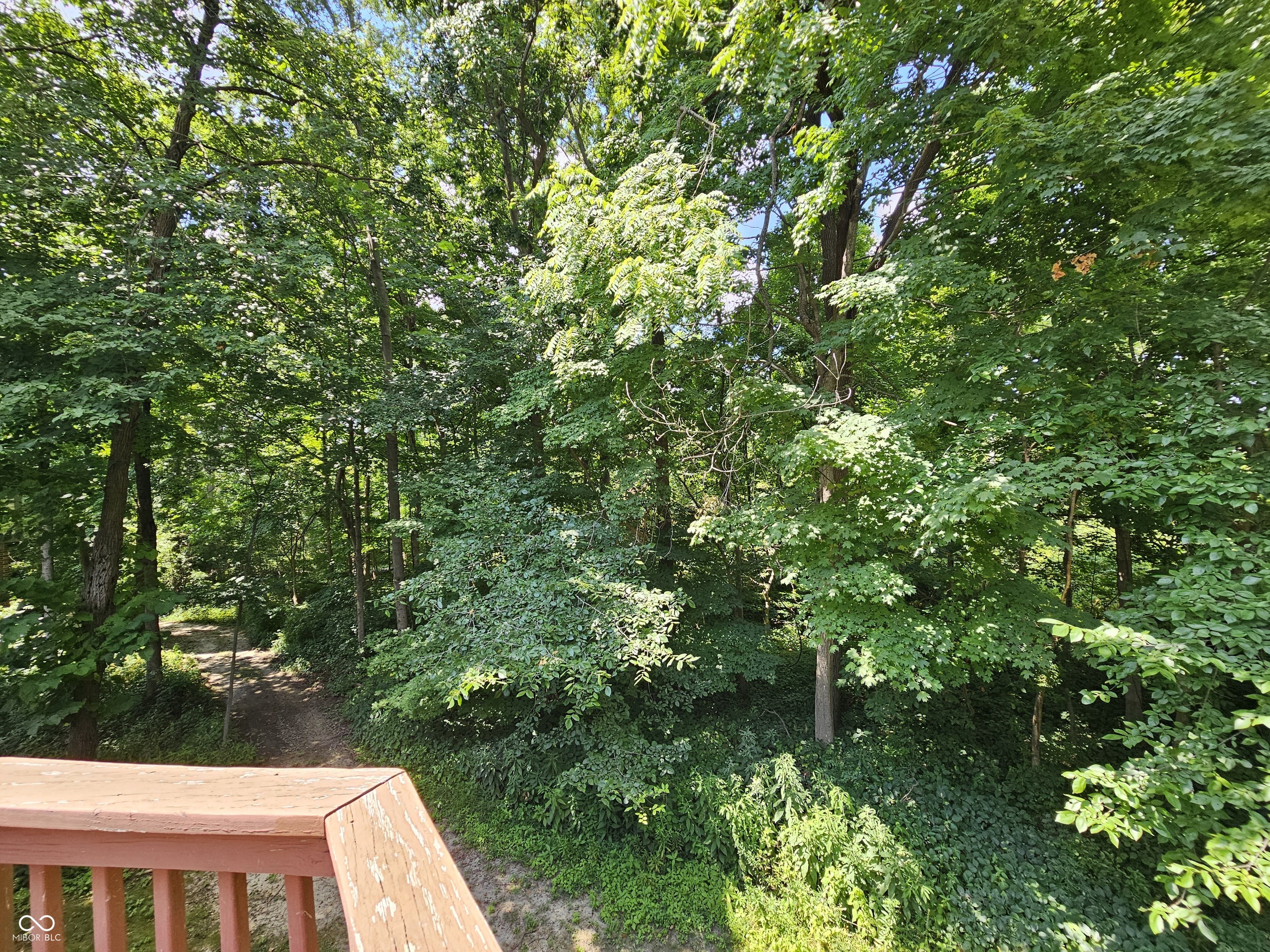 1732 Creekside Lane W