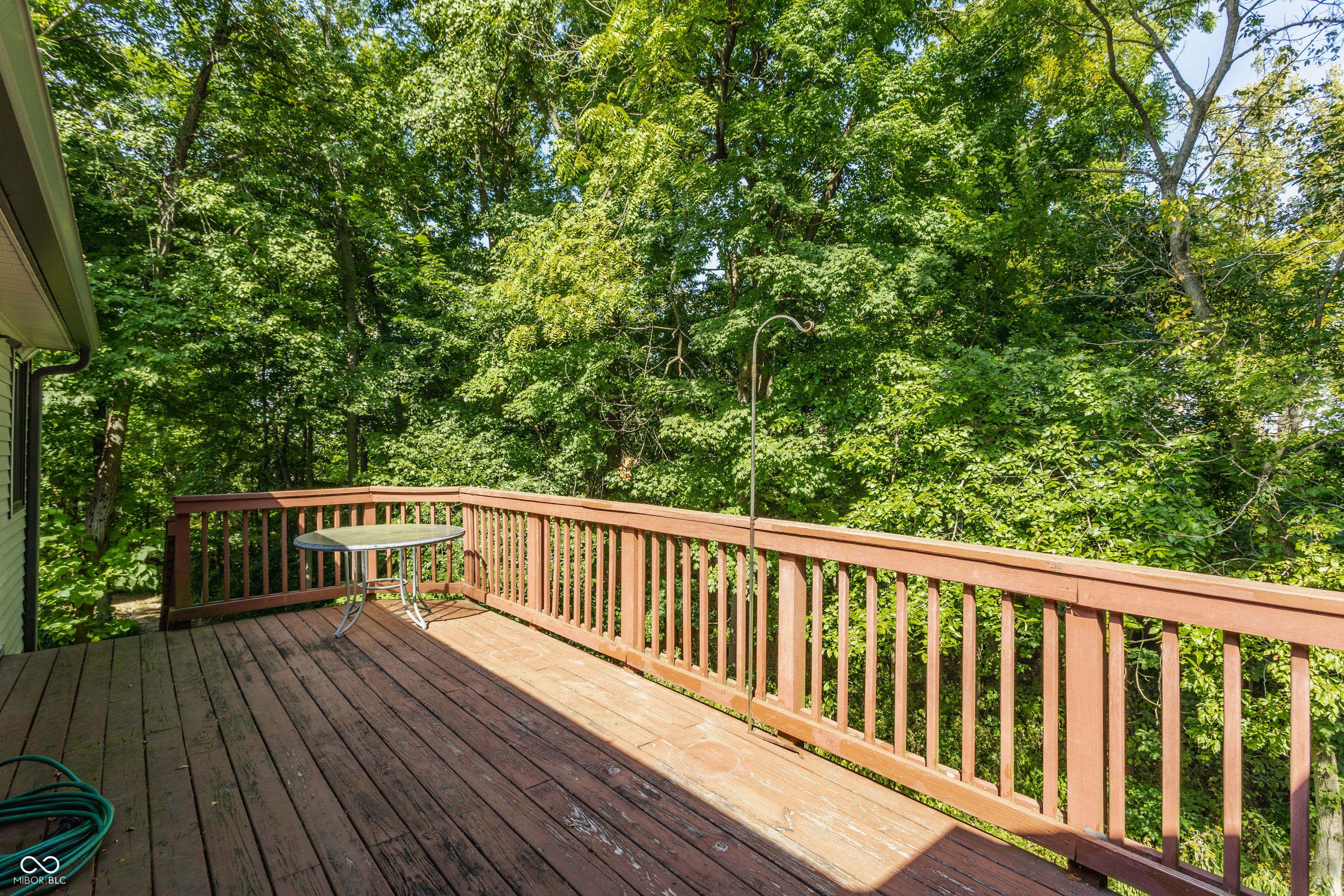 1732 Creekside Lane W