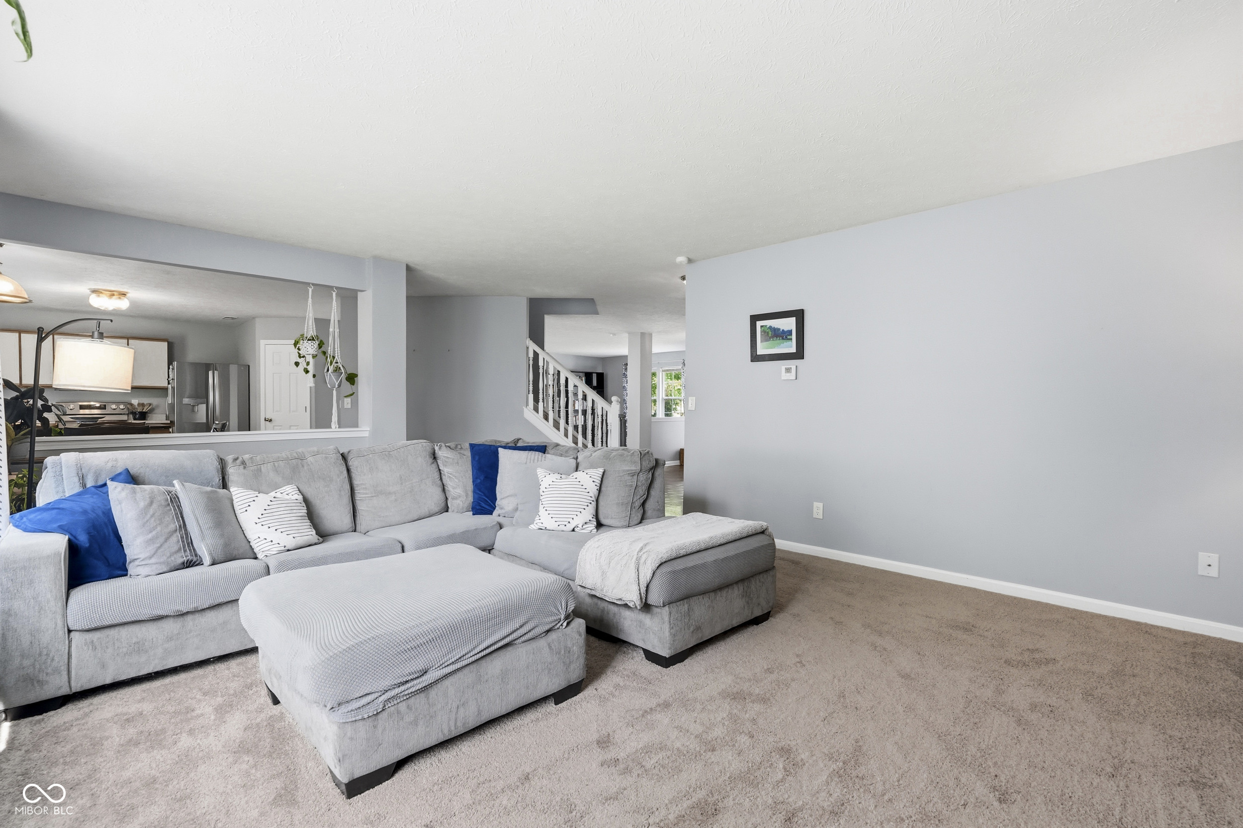 3915 Rosefinch Circle