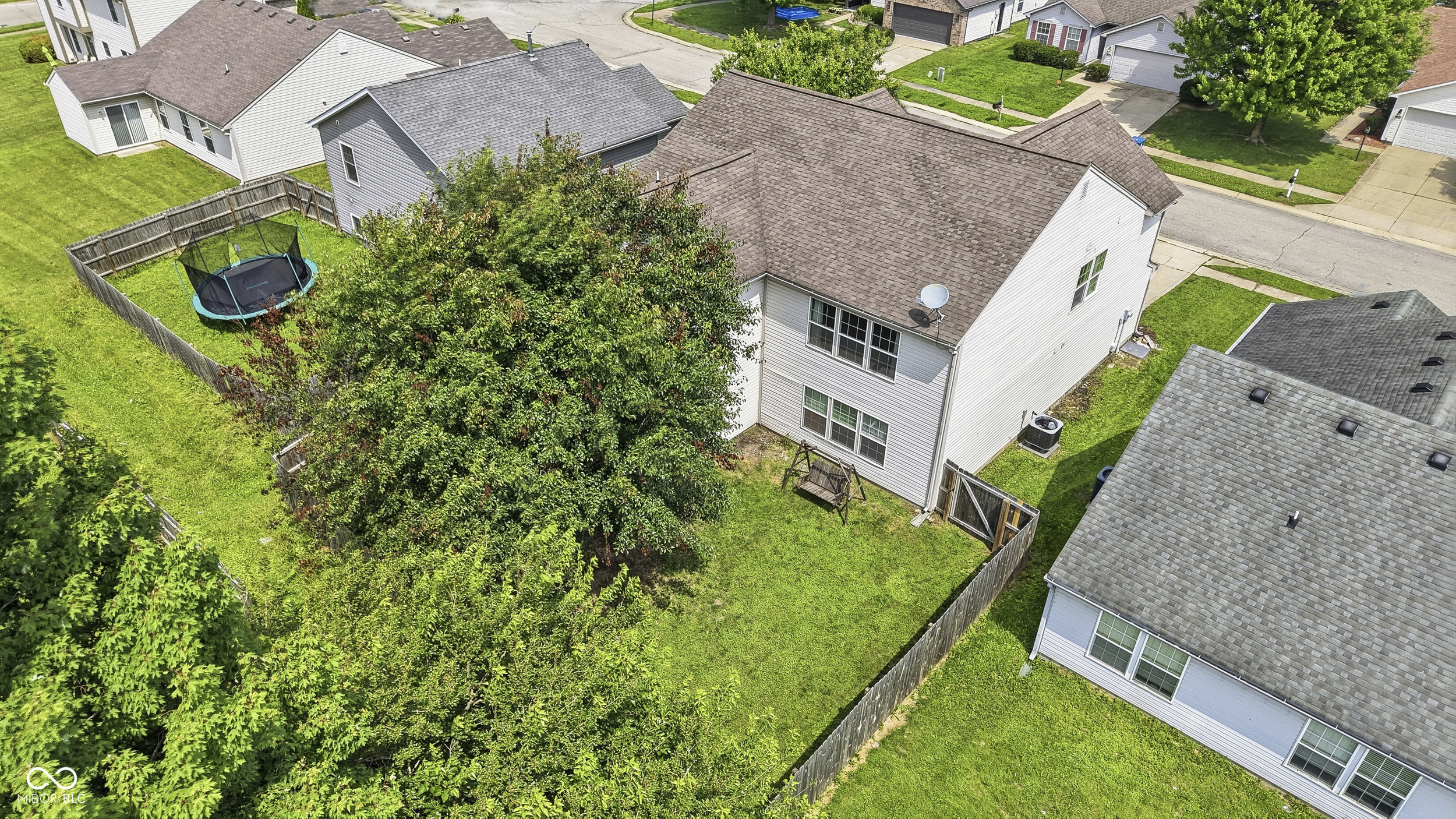 3915 Rosefinch Circle