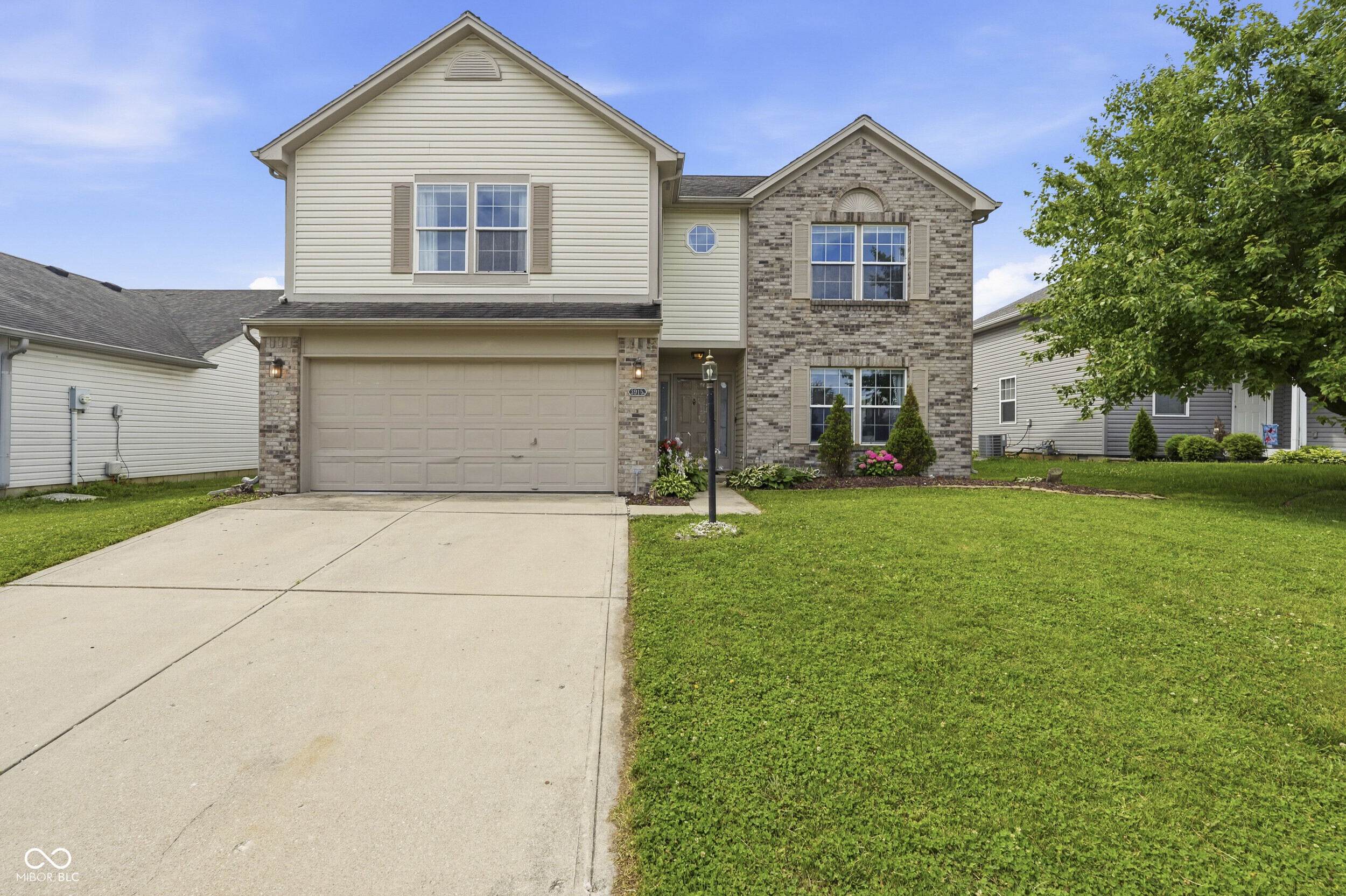 3915 Rosefinch Circle