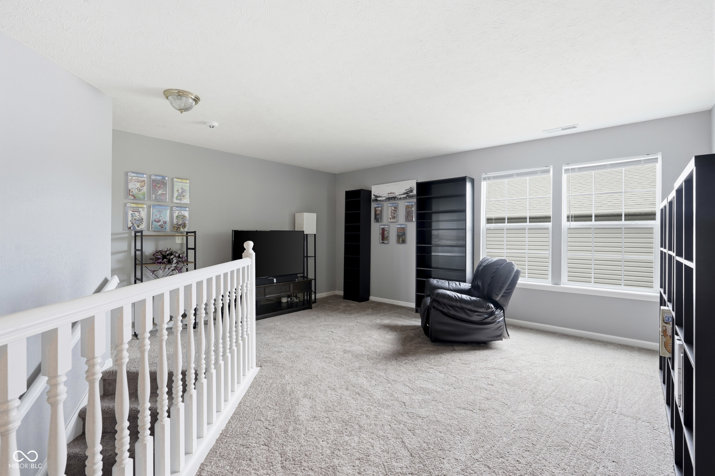 3915 Rosefinch Circle
