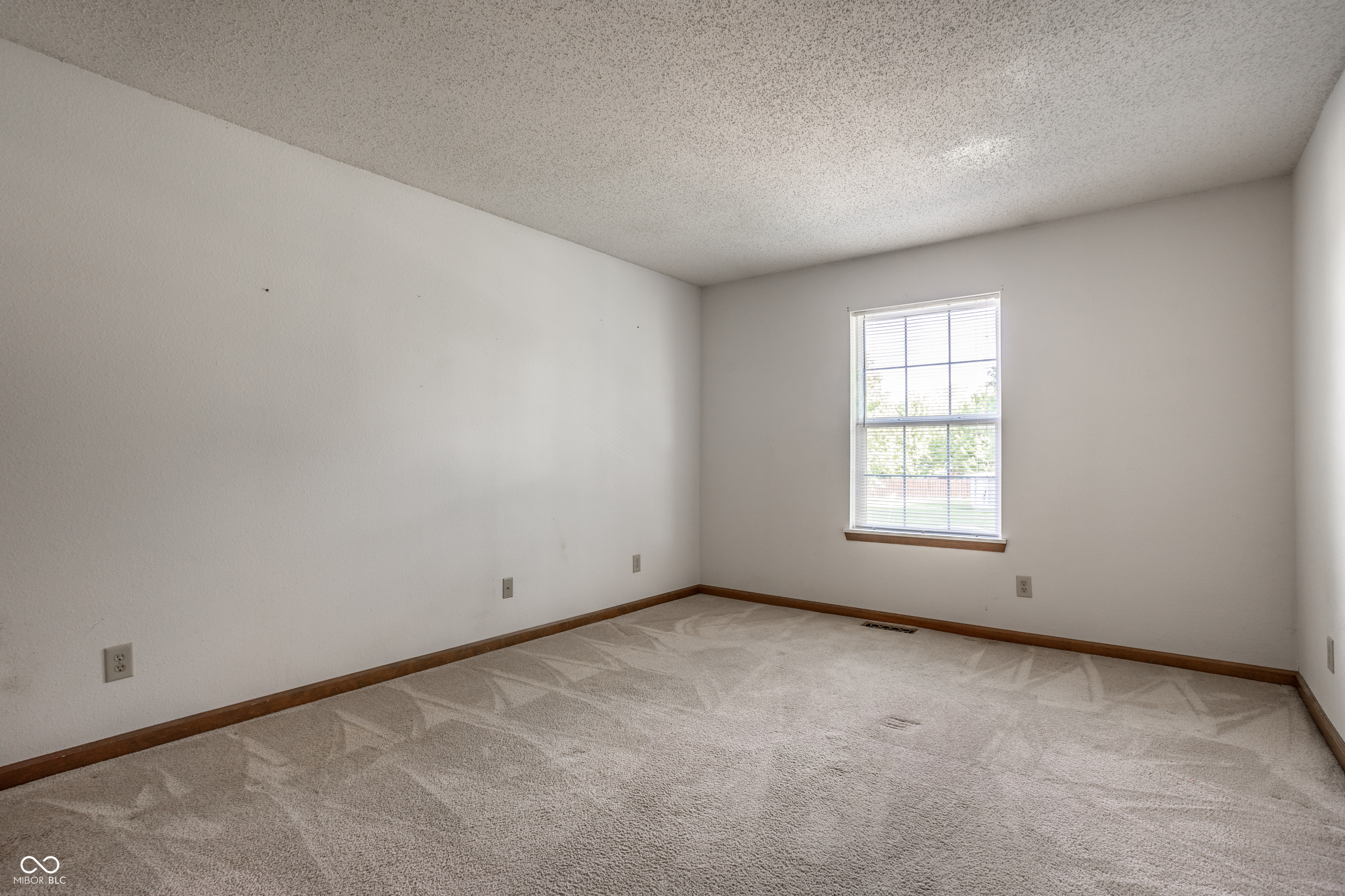 1203 Lindsey Lane