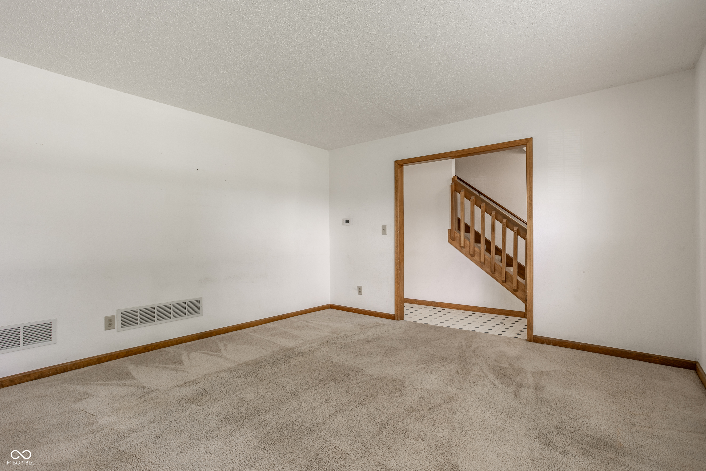 1203 Lindsey Lane