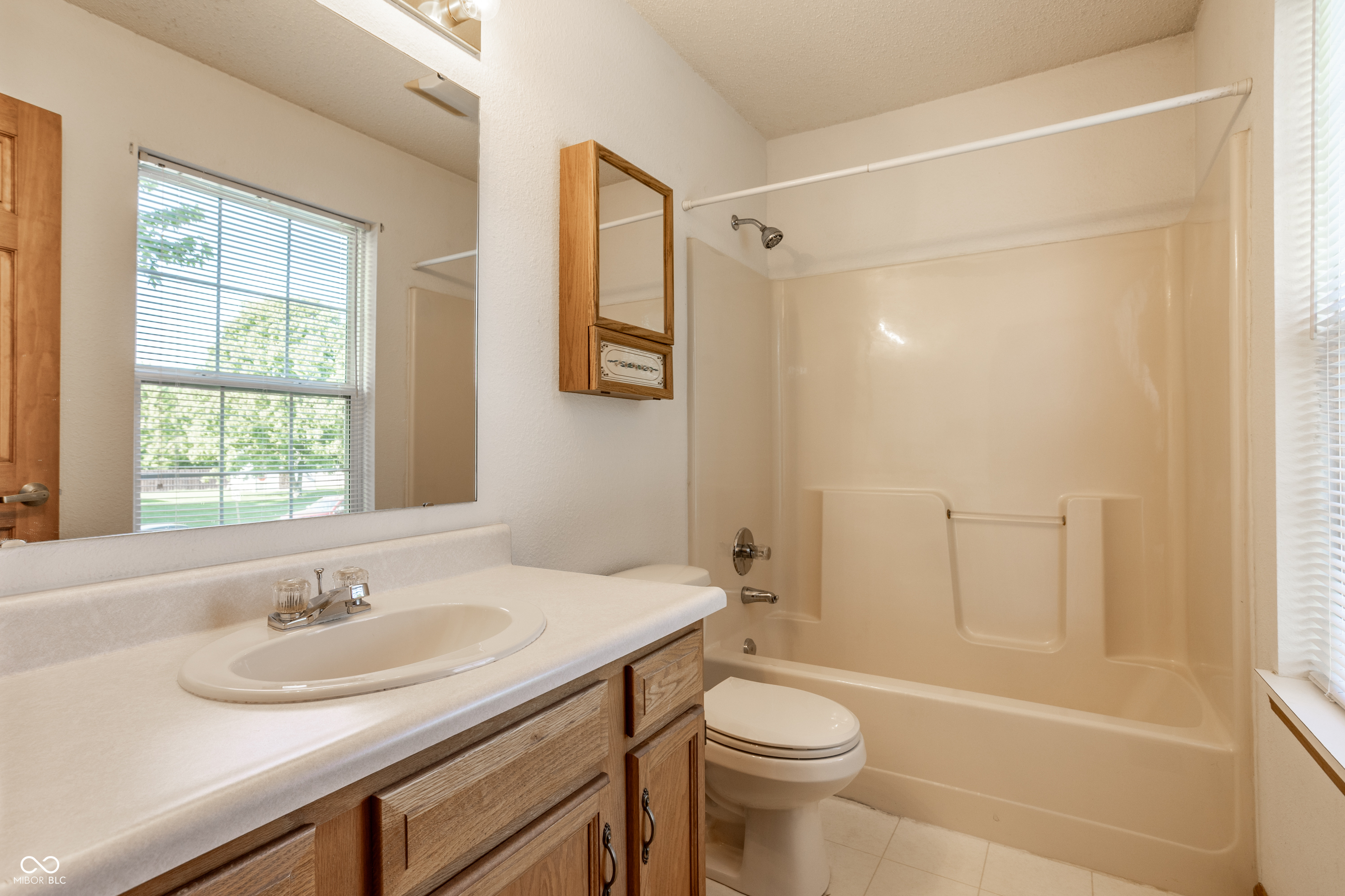 1203 Lindsey Lane