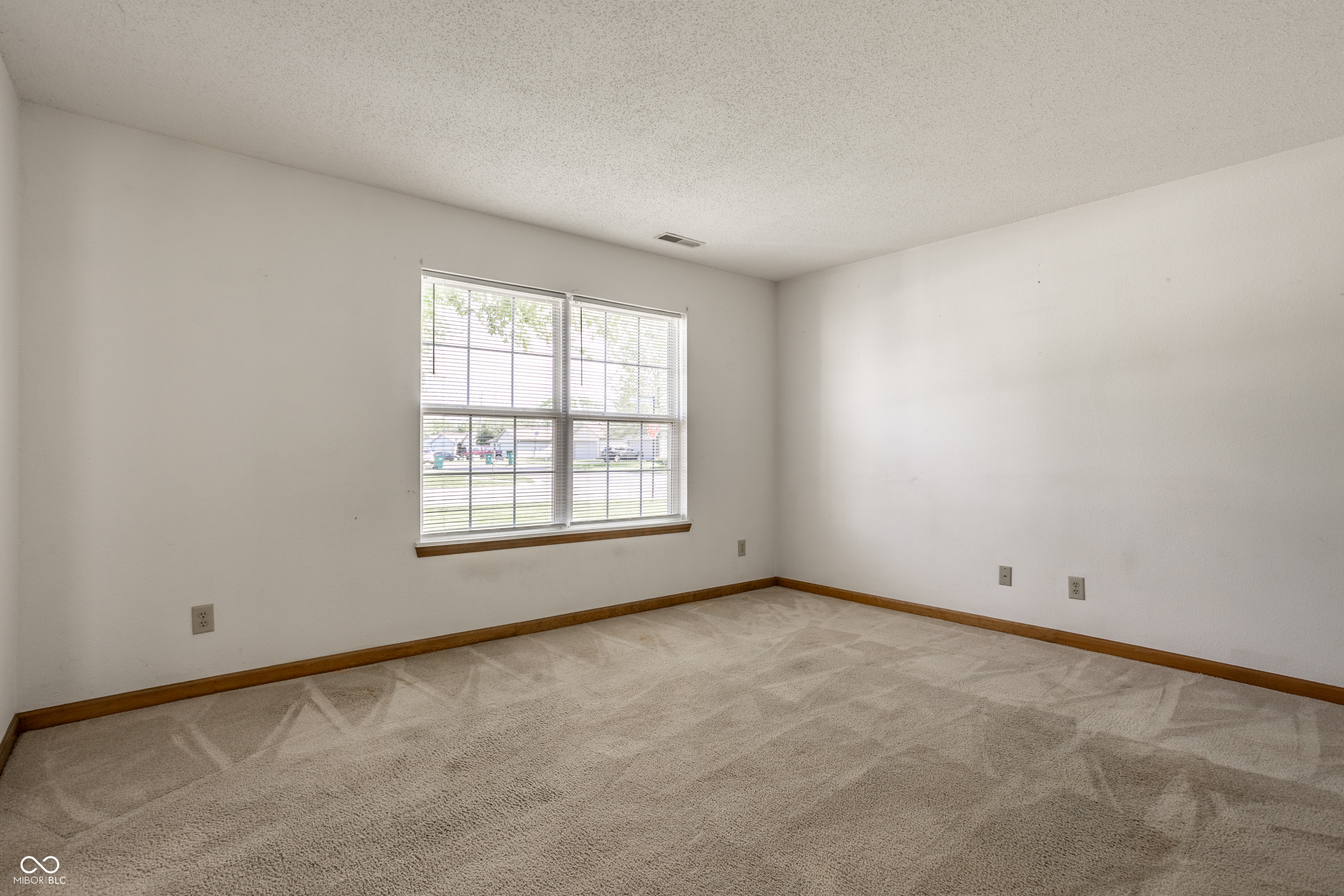 1203 Lindsey Lane