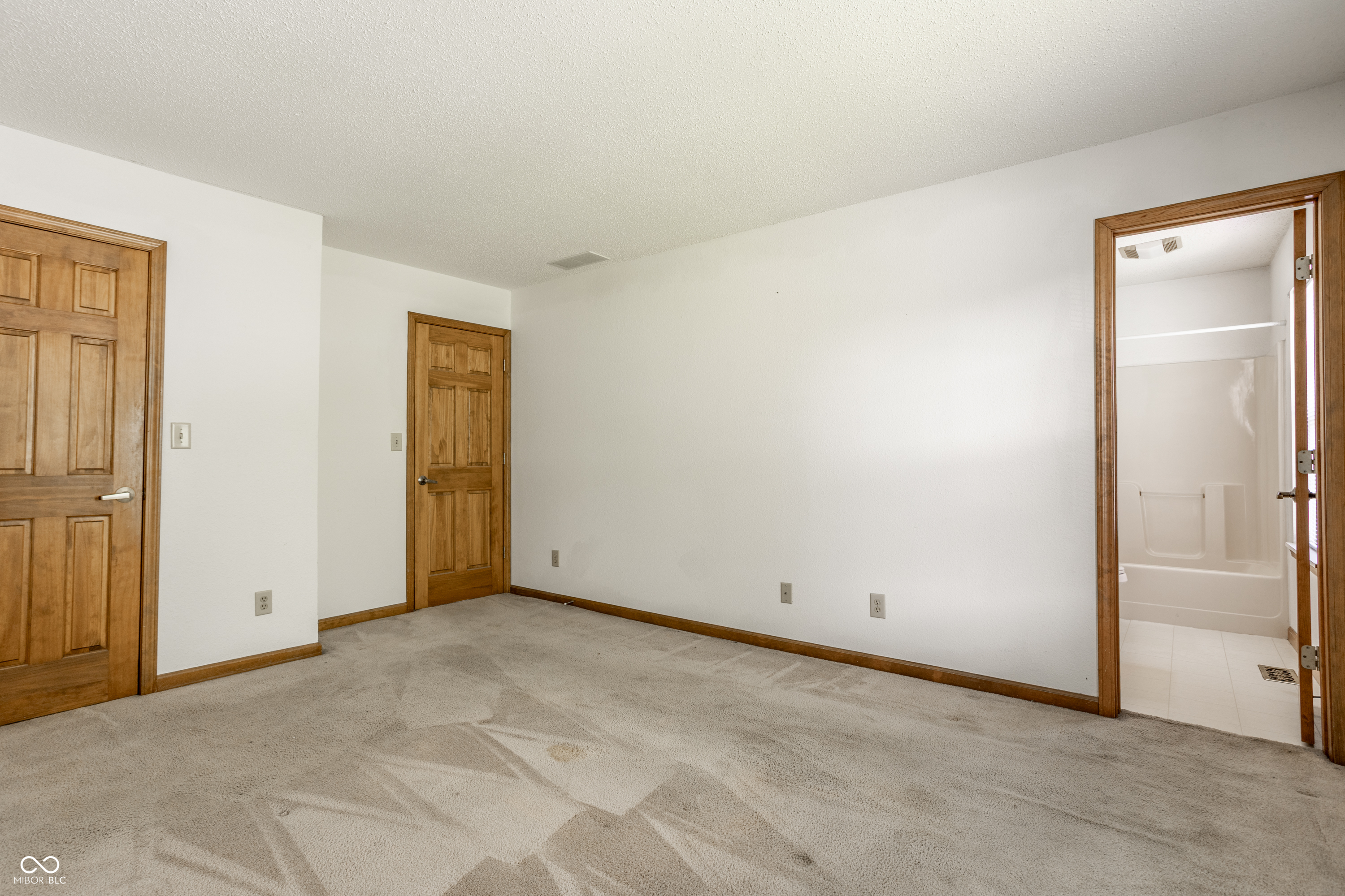 1203 Lindsey Lane