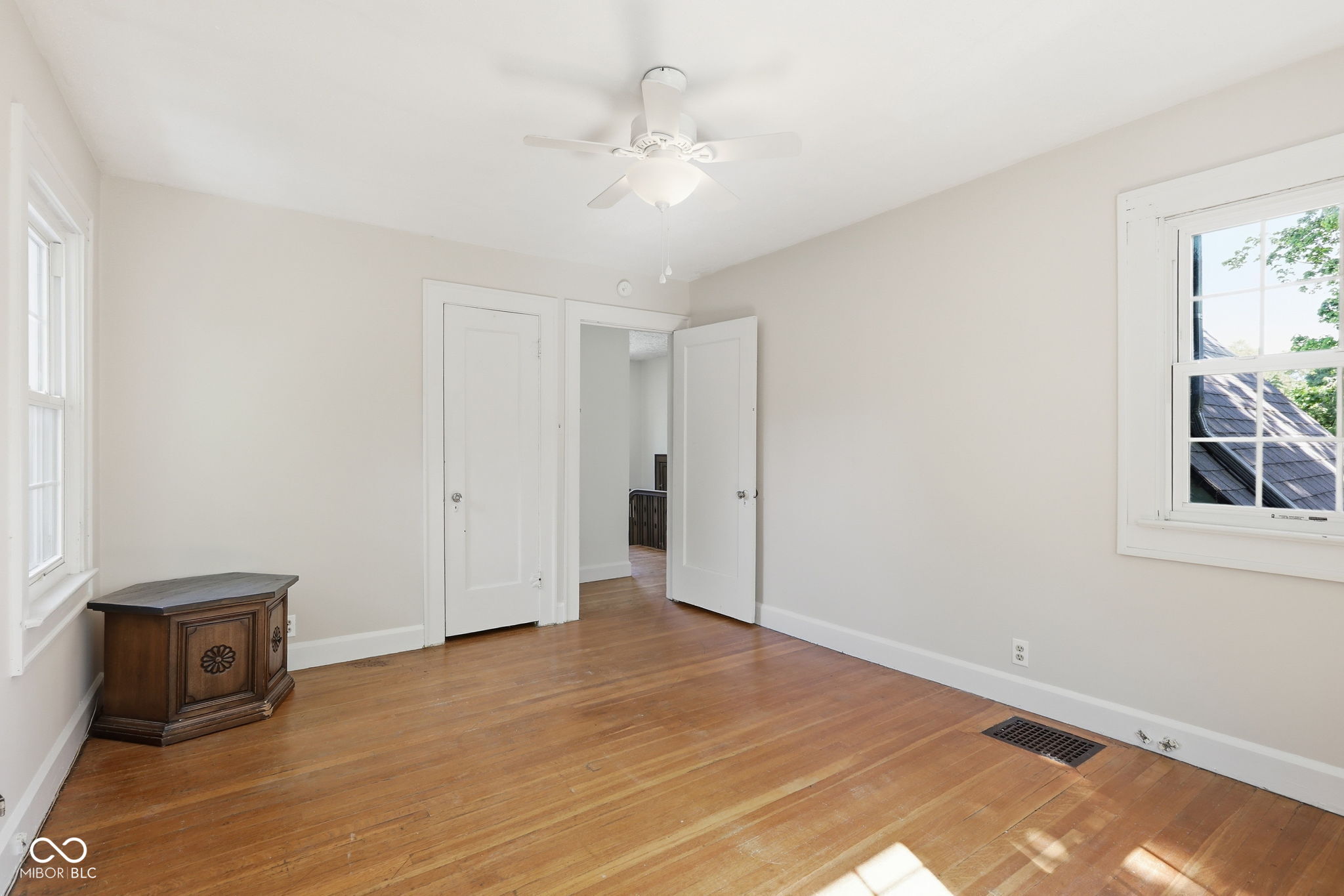 715 Kessler Blvd E Drive