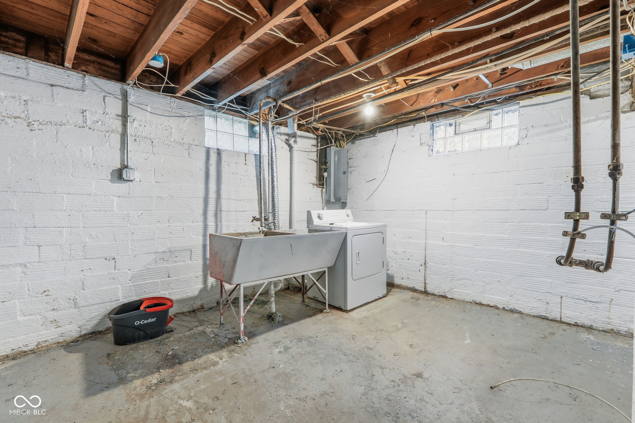 715 Kessler Blvd E Drive