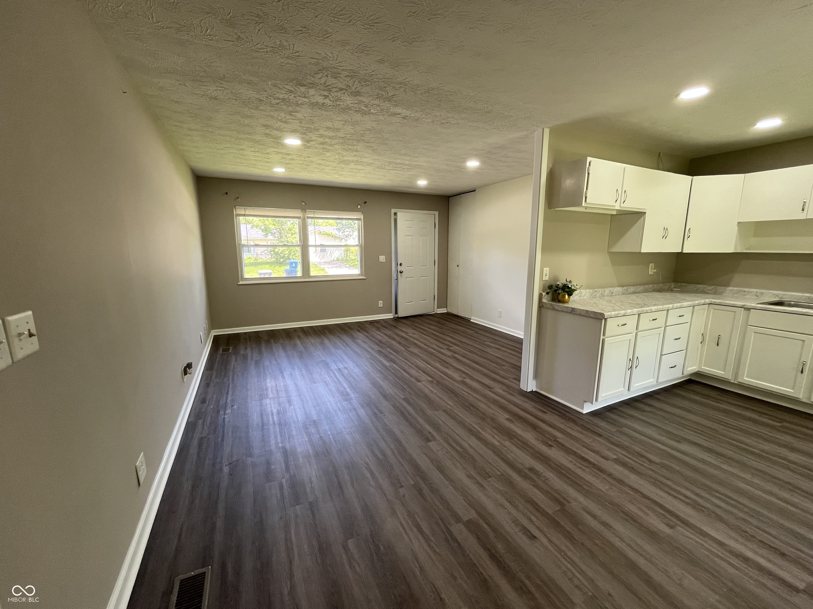3914 Catalina Court