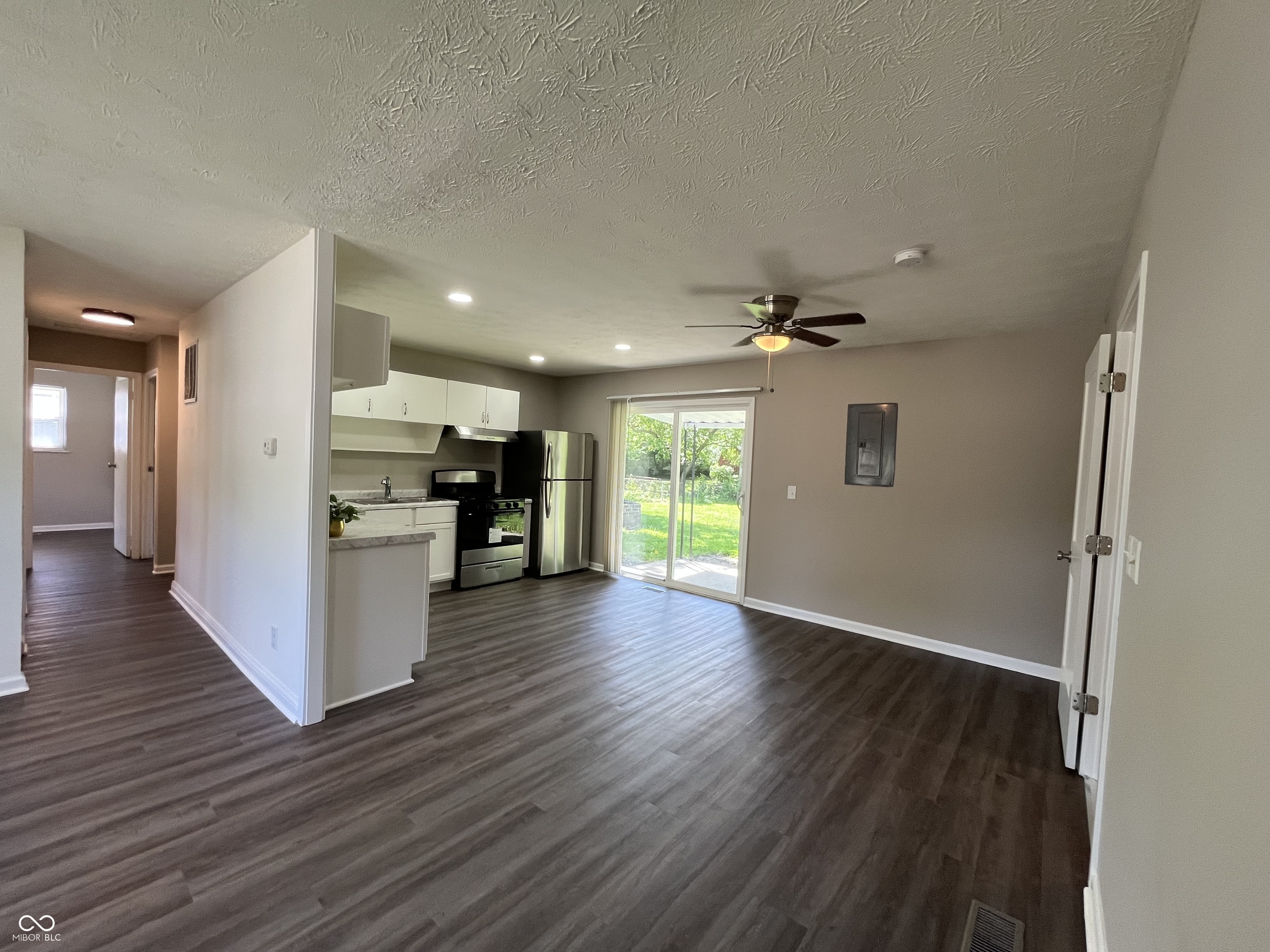 3914 Catalina Court