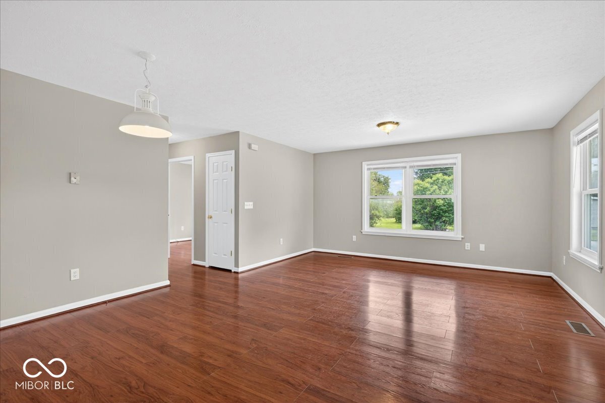 534 E Walnut Street