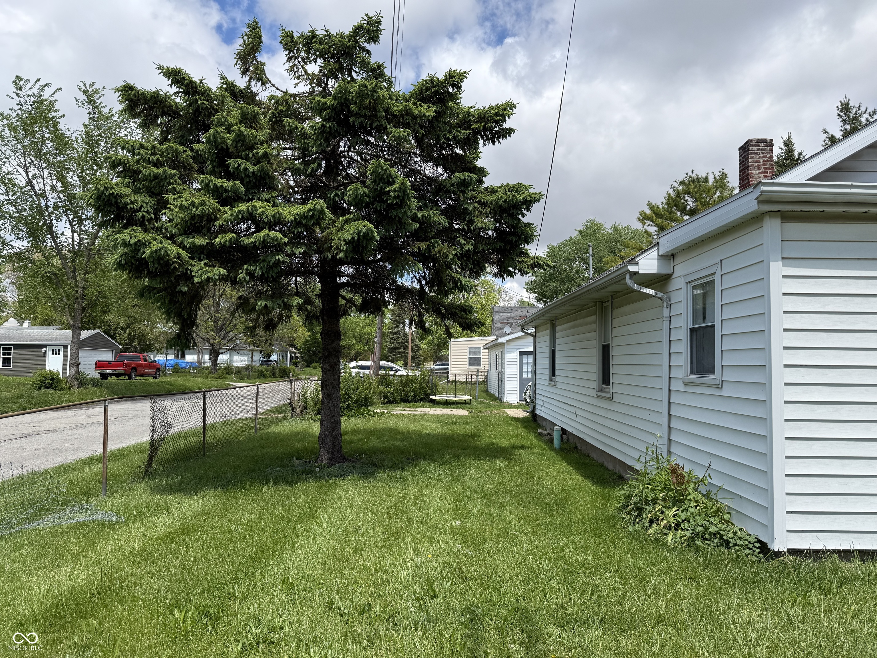 408 W Centennial Avenue