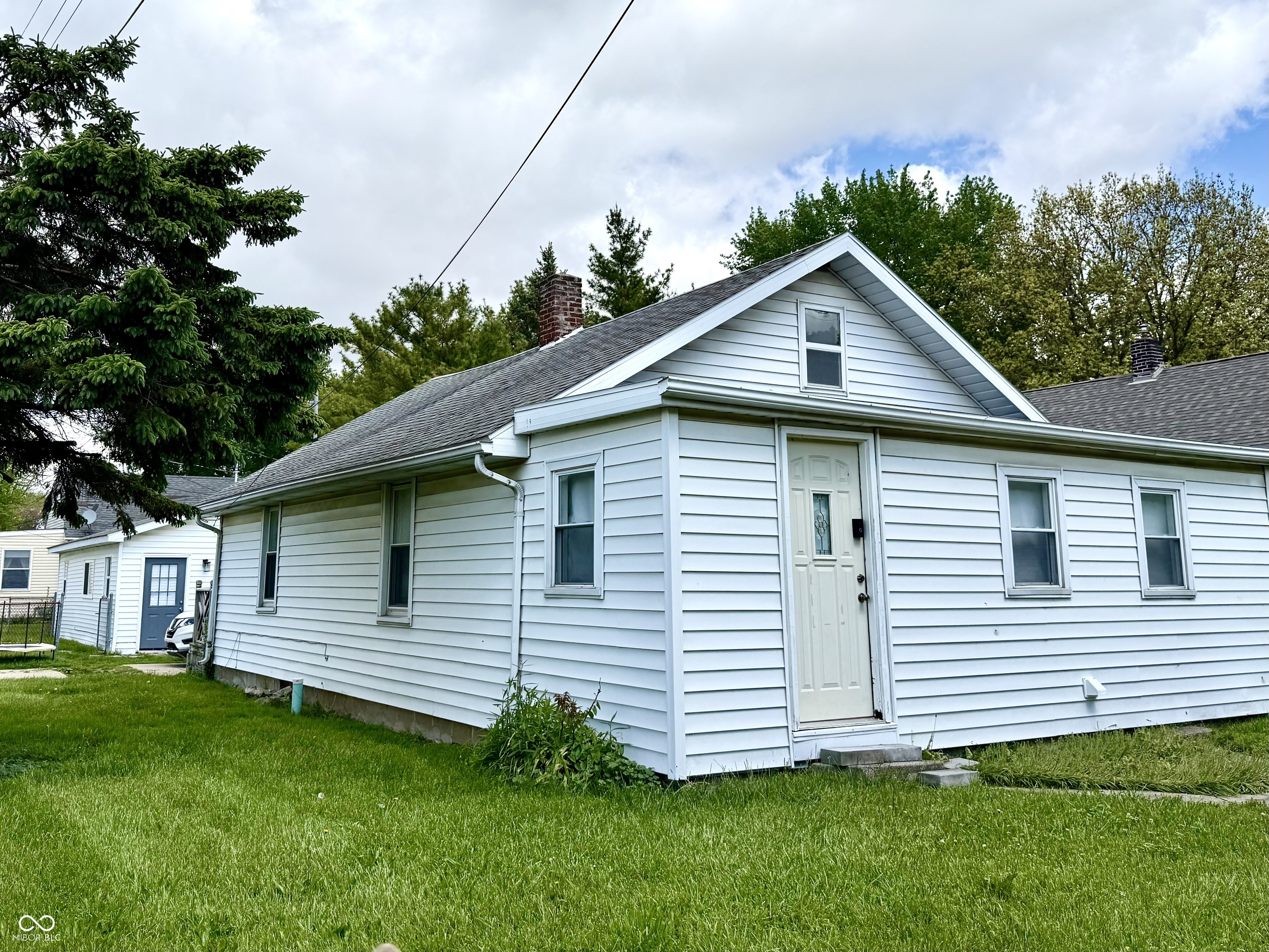 408 W Centennial Avenue