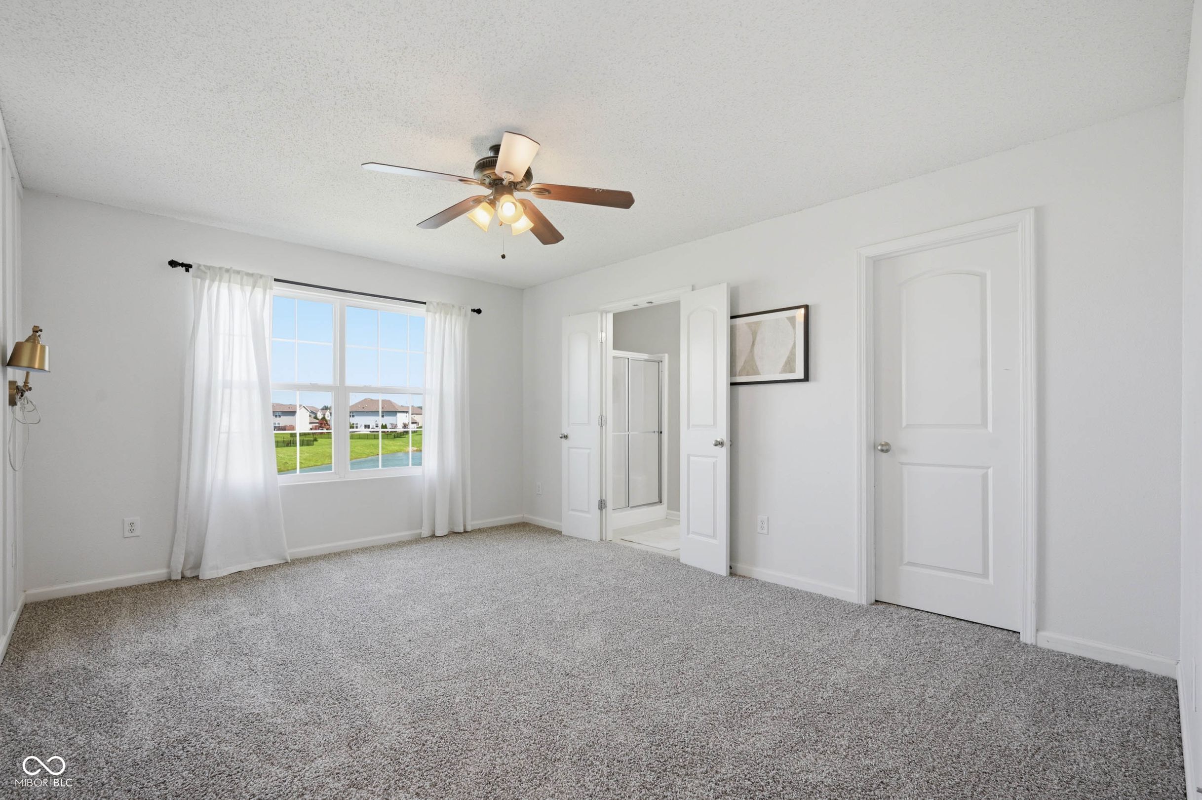 4634 Amesbury Place