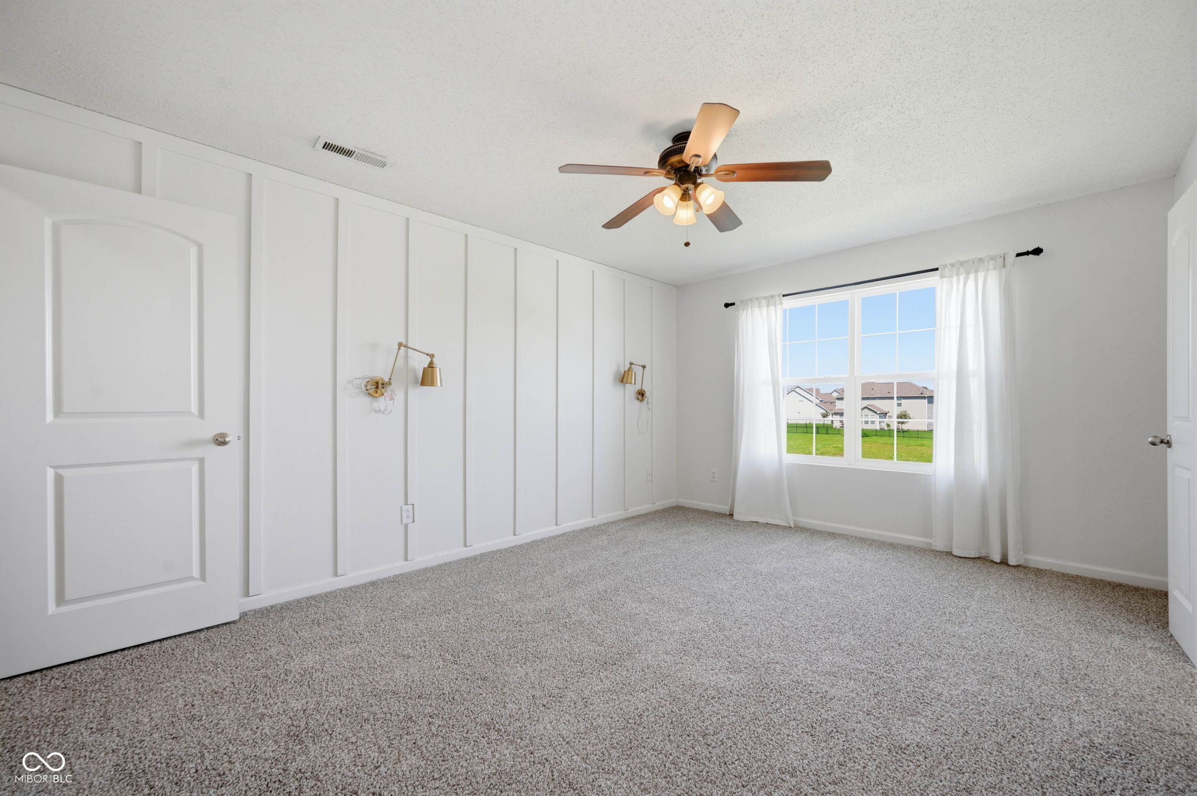 4634 Amesbury Place