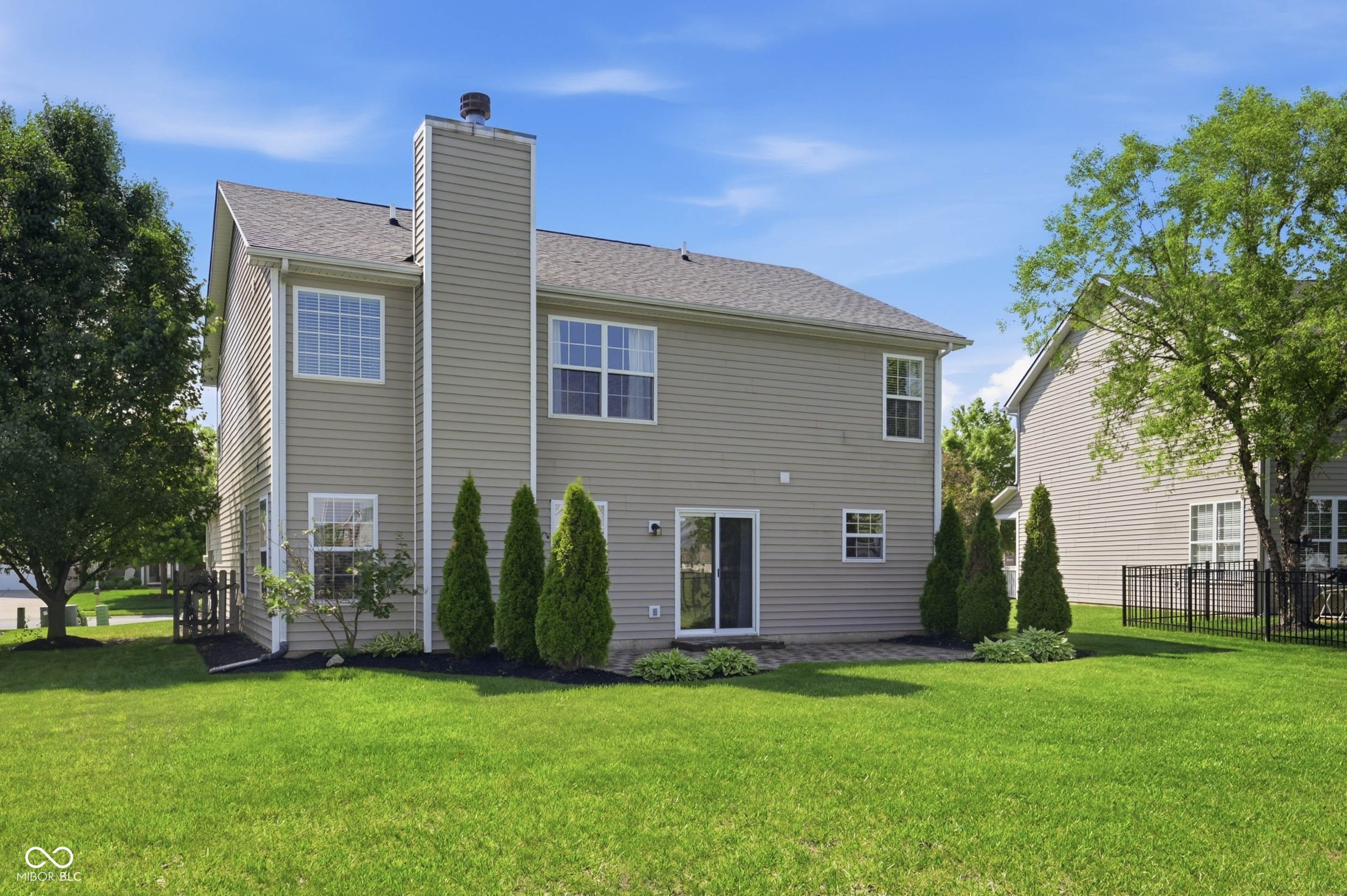 4634 Amesbury Place