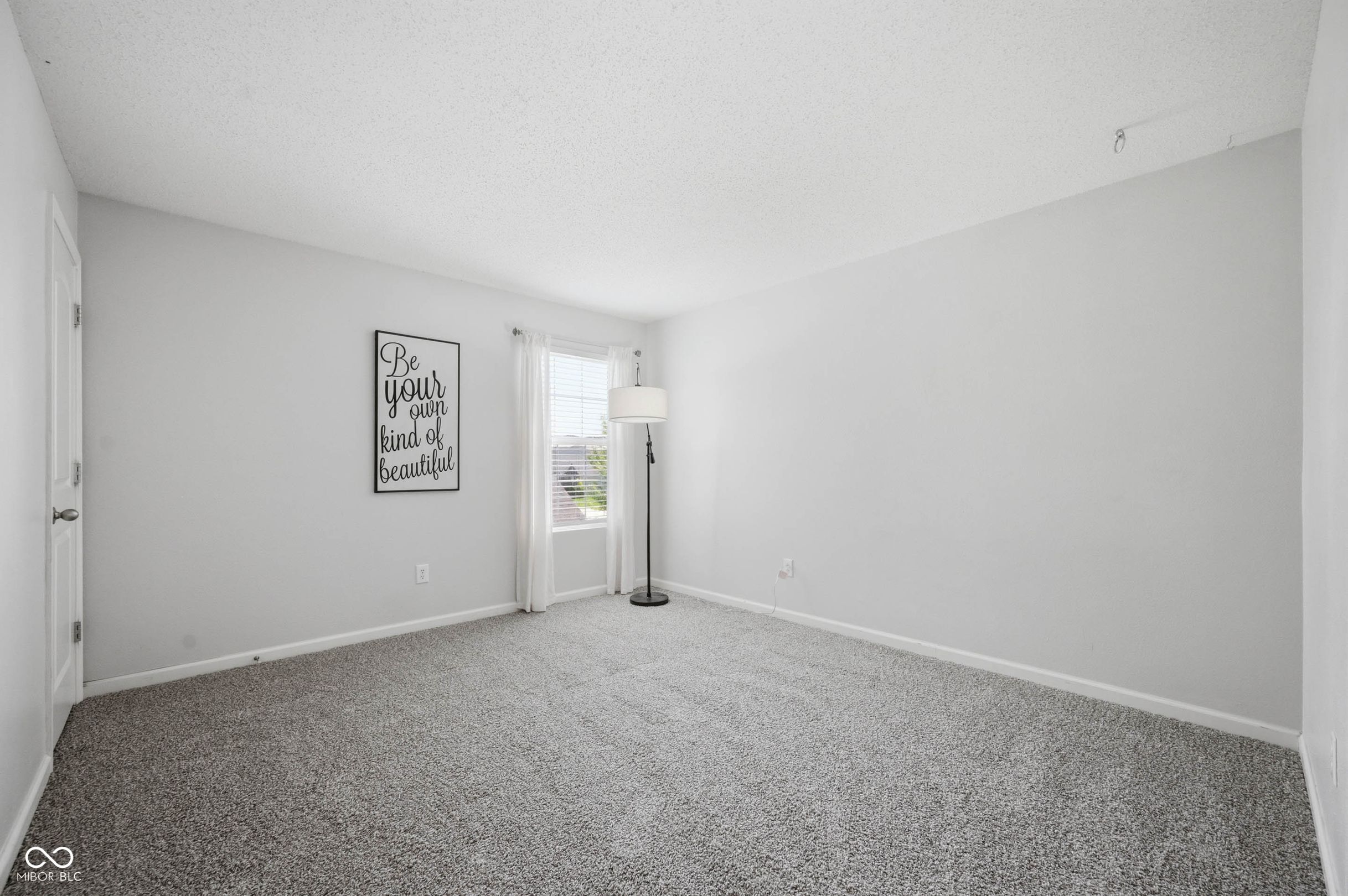 4634 Amesbury Place