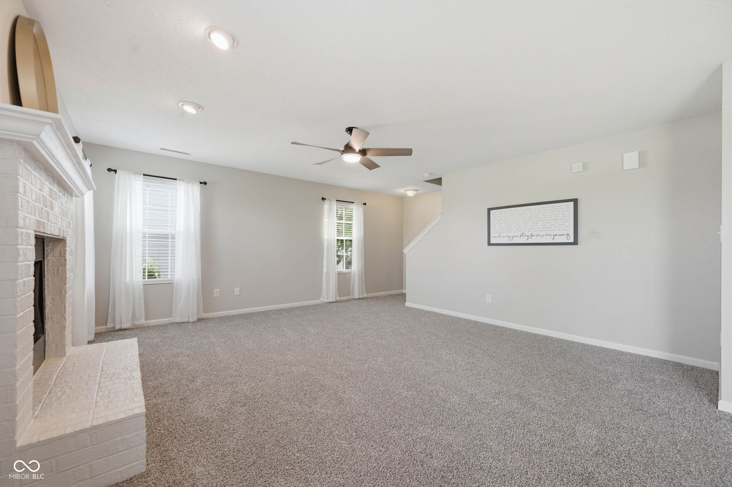4634 Amesbury Place