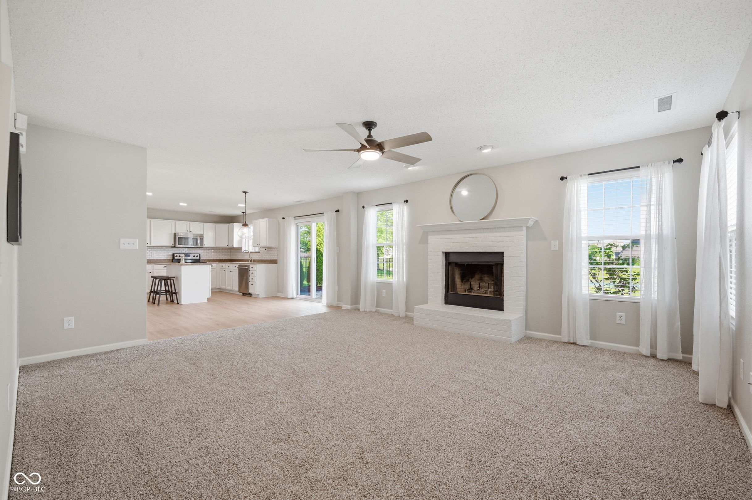 4634 Amesbury Place