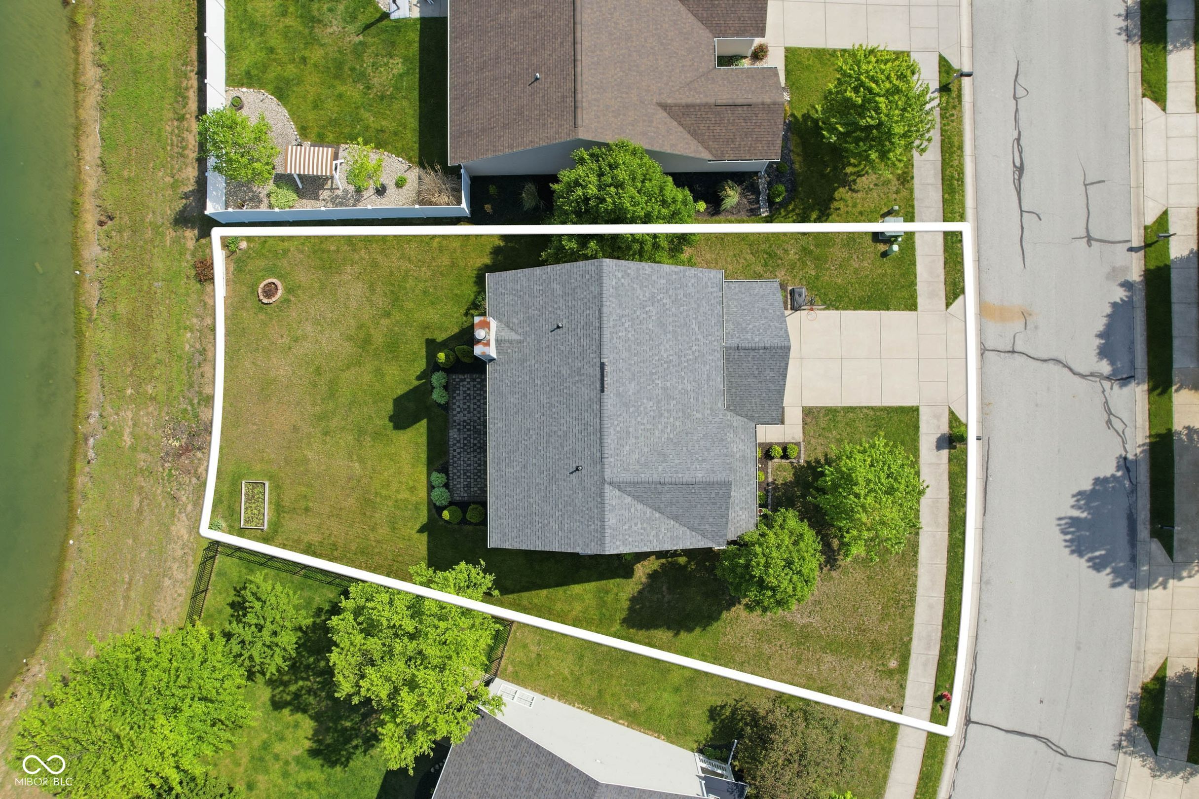 4634 Amesbury Place
