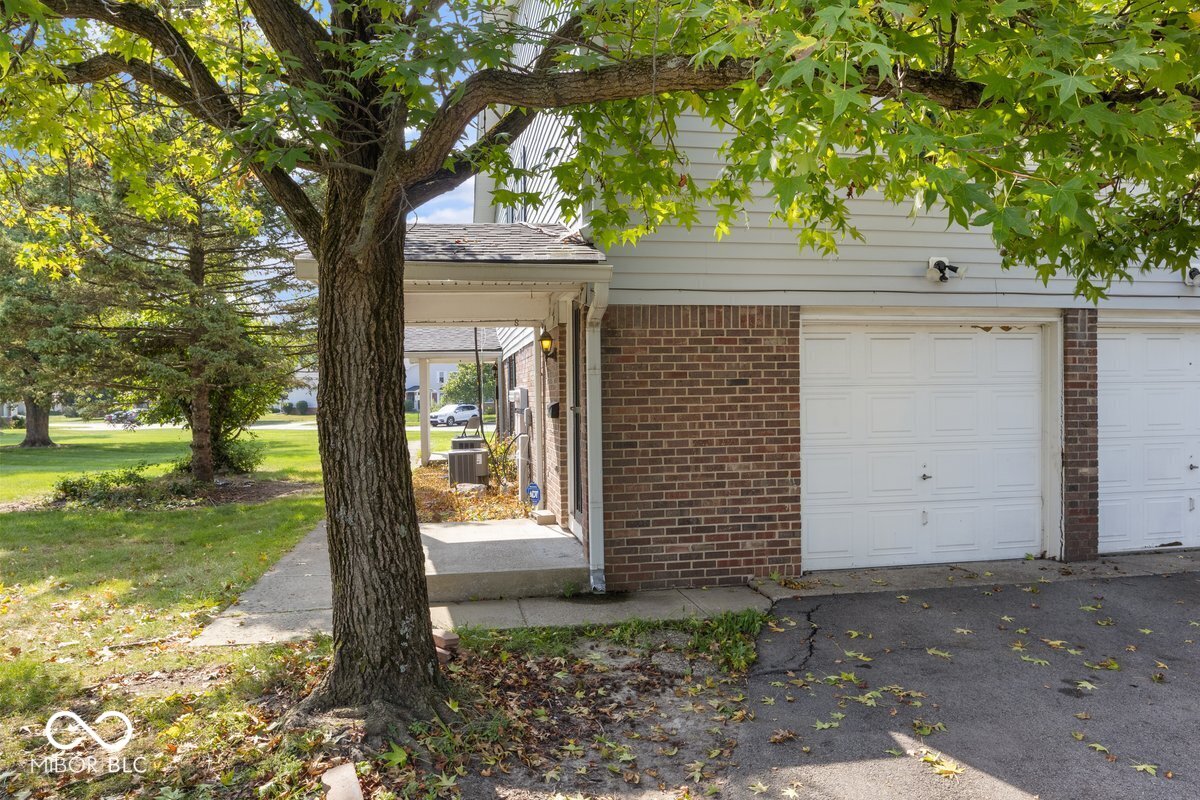10064 Penrith Drive