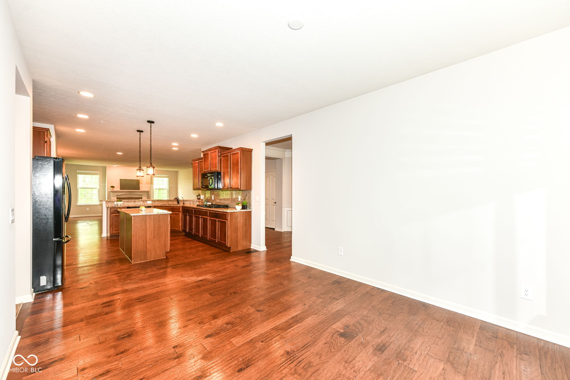 14375 Pendragon Way