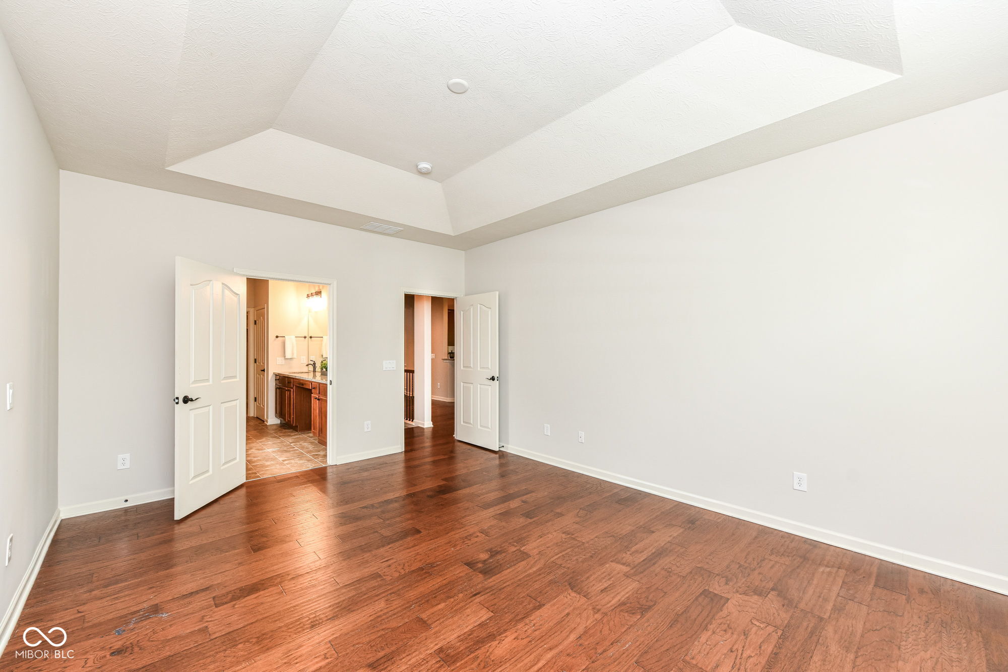 14375 Pendragon Way