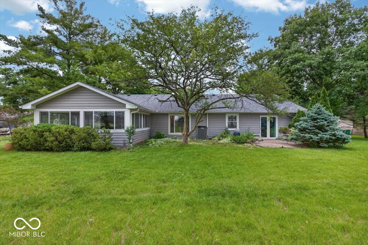 909 Cardinal Drive