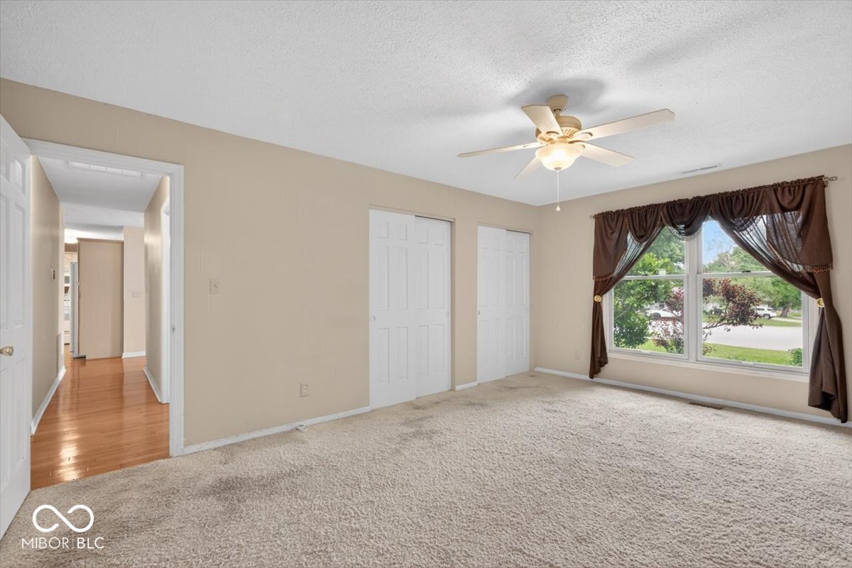 909 Cardinal Drive