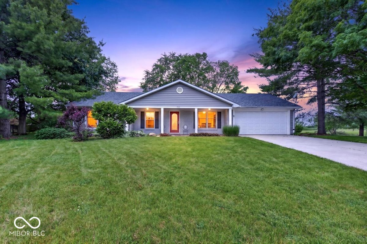 909 Cardinal Drive