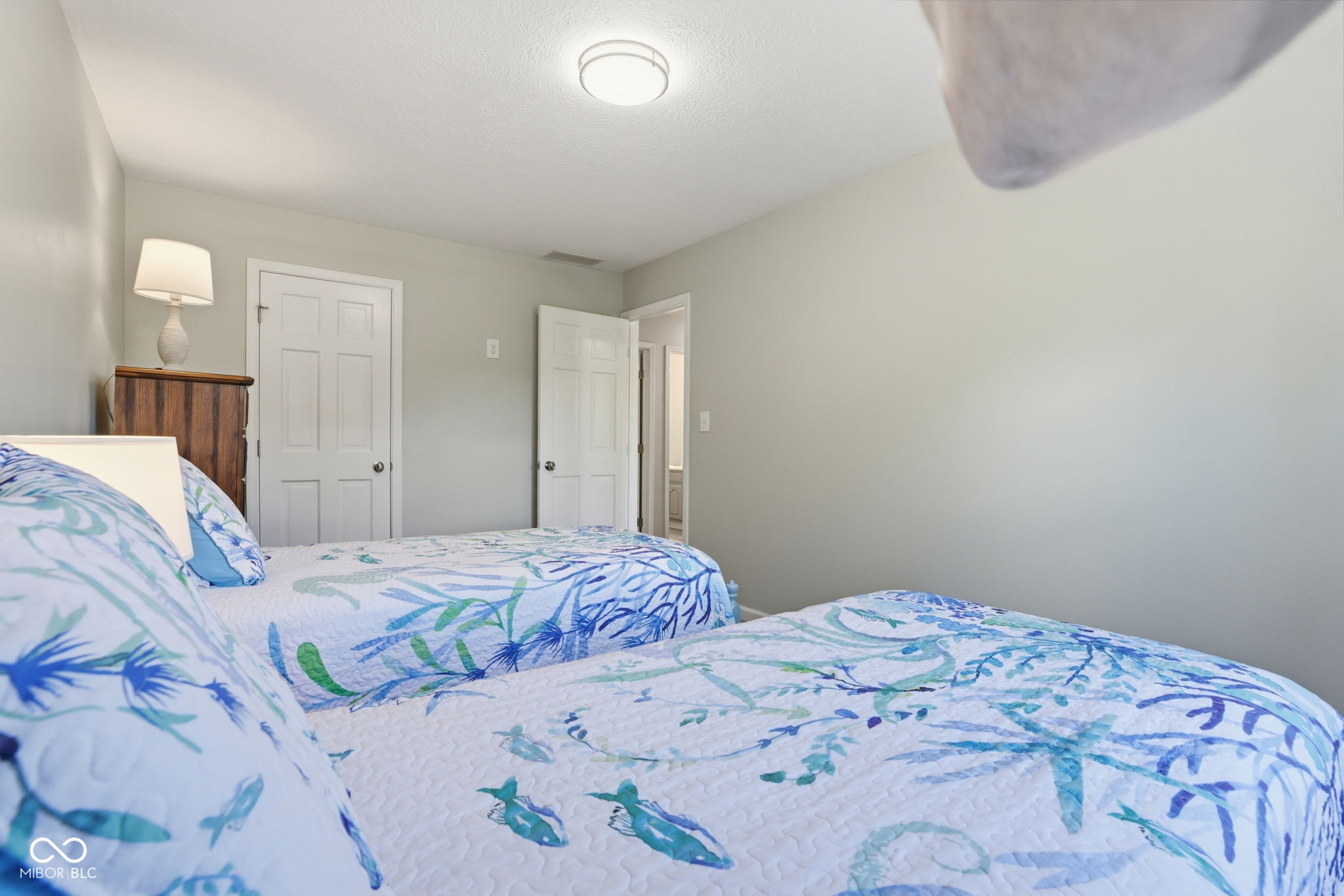 143 Hollowview Drive