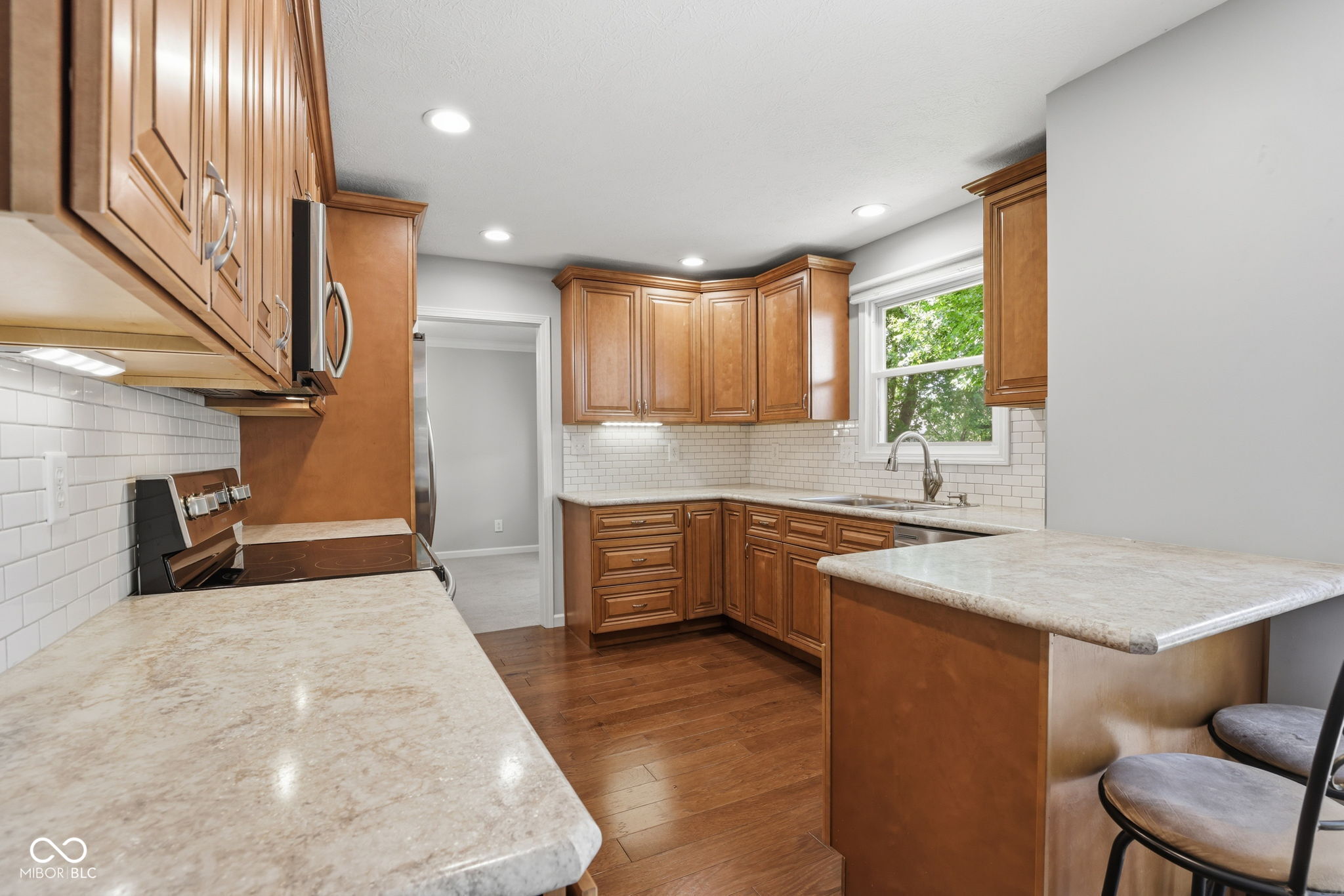 143 Hollowview Drive