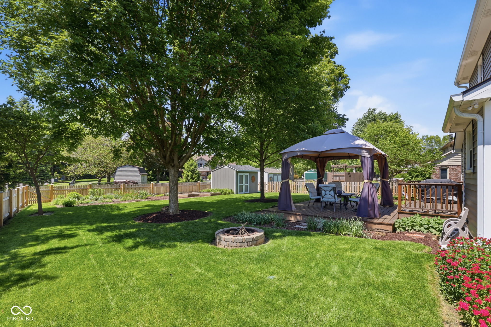 143 Hollowview Drive