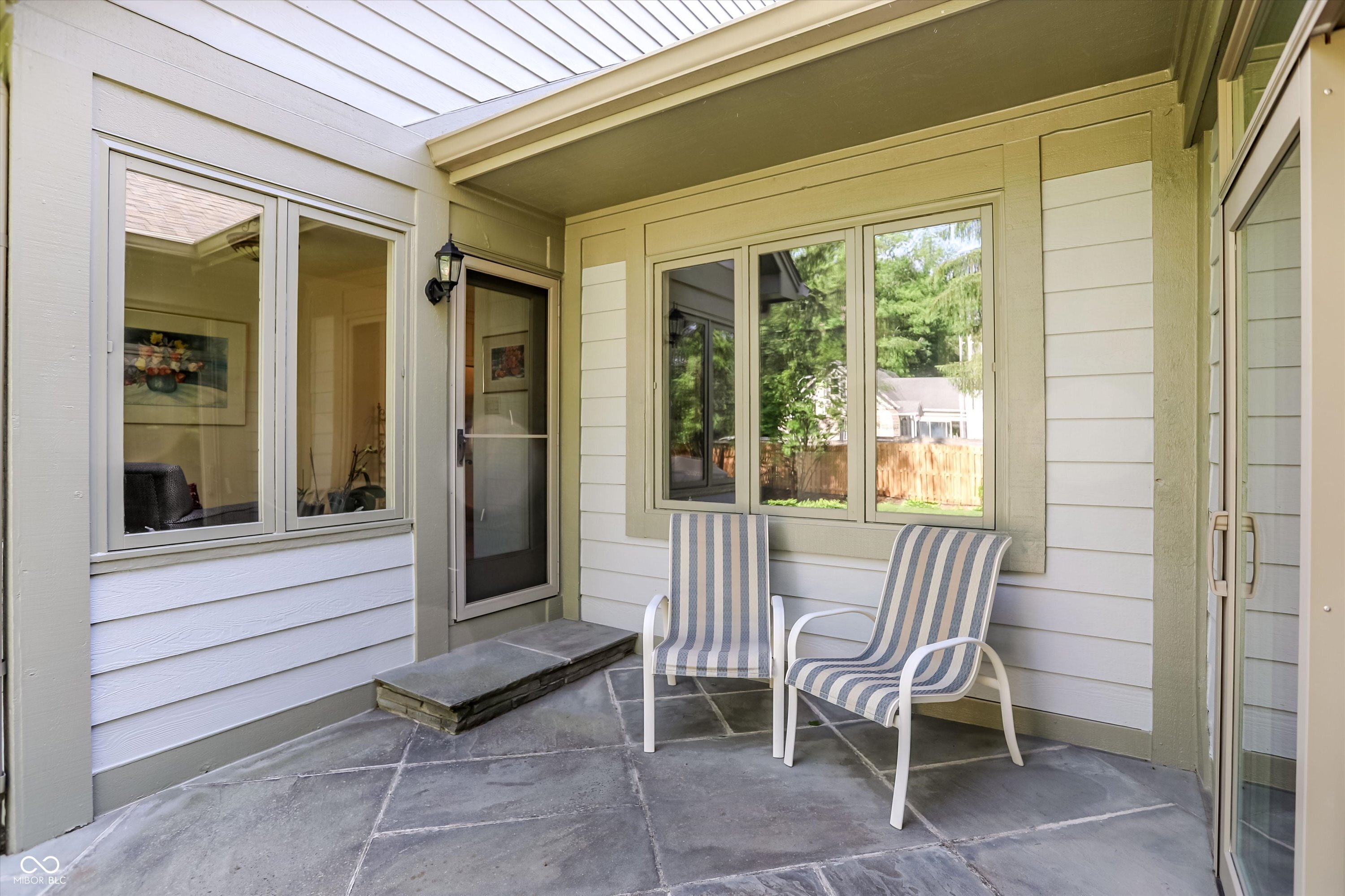 9543 Cedar Springs Drive