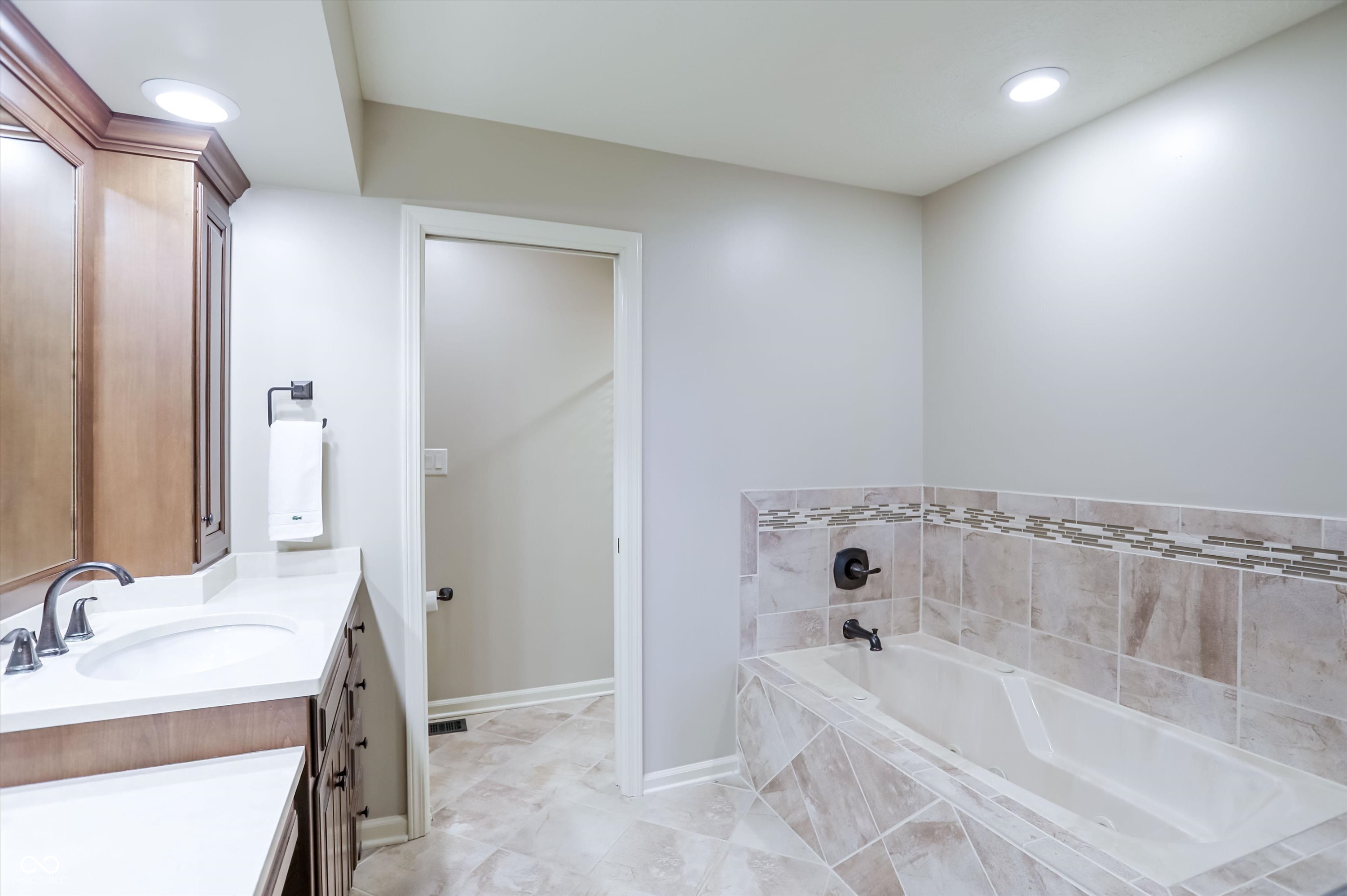 9543 Cedar Springs Drive