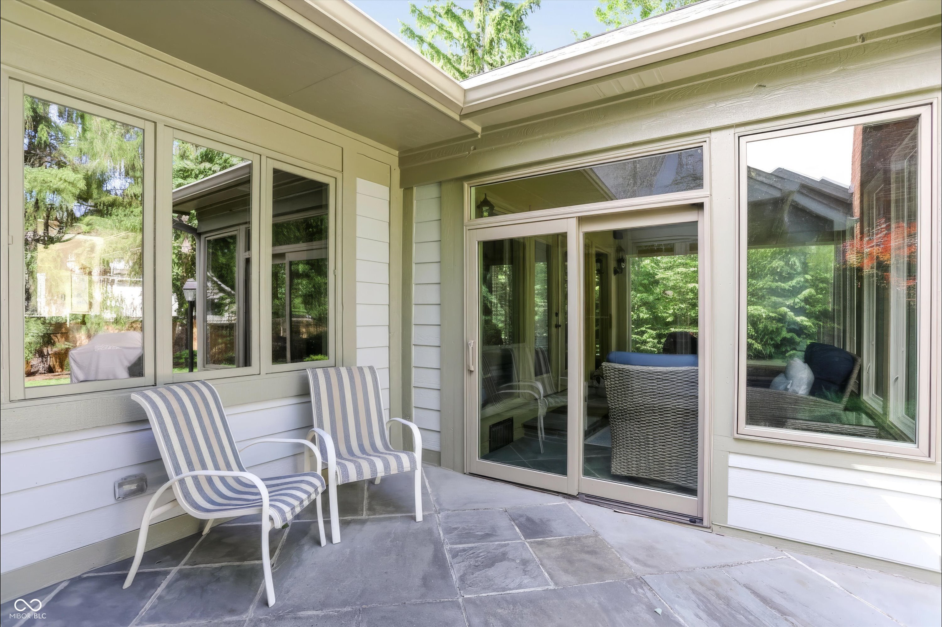 9543 Cedar Springs Drive