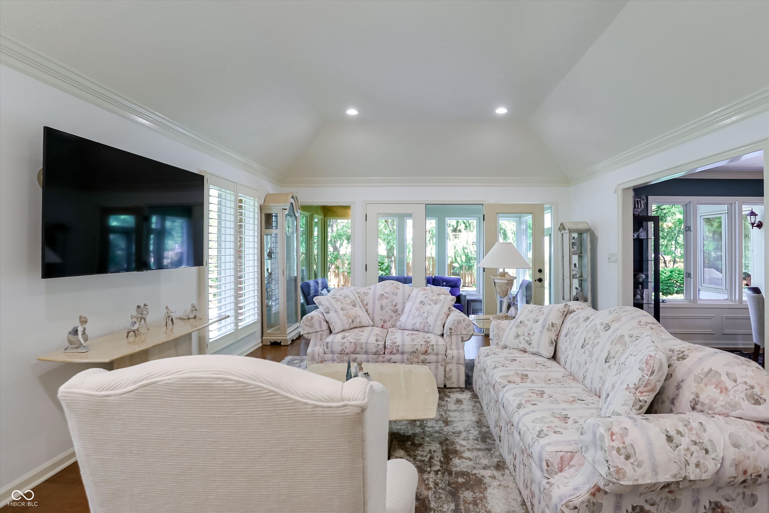 9543 Cedar Springs Drive