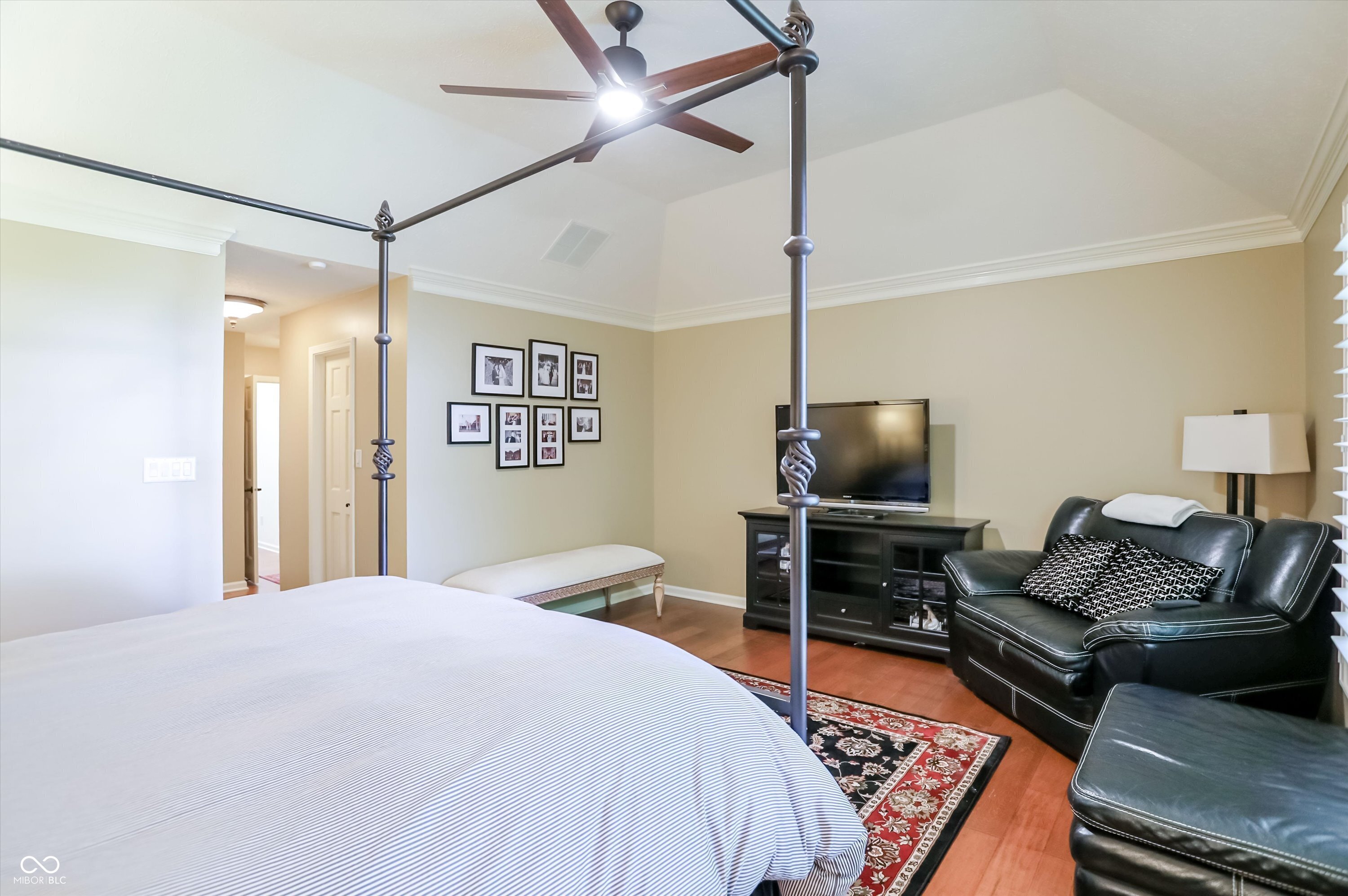 9543 Cedar Springs Drive