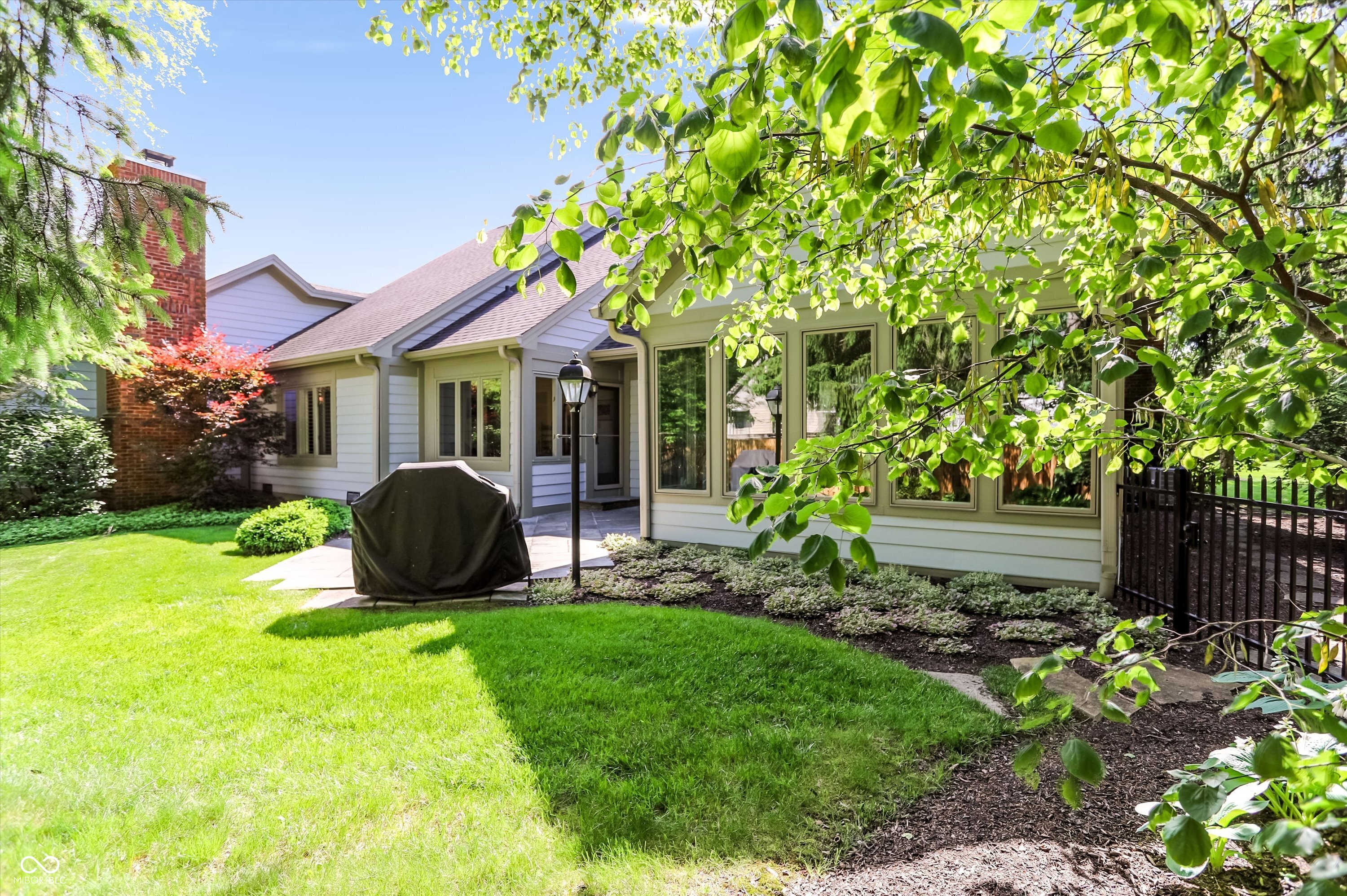 9543 Cedar Springs Drive