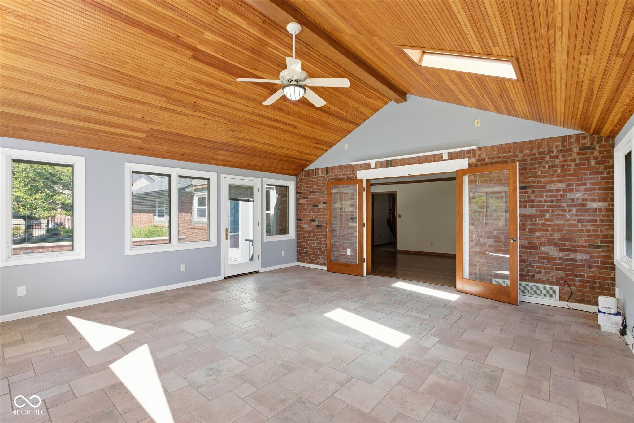 8090 Bowline Drive