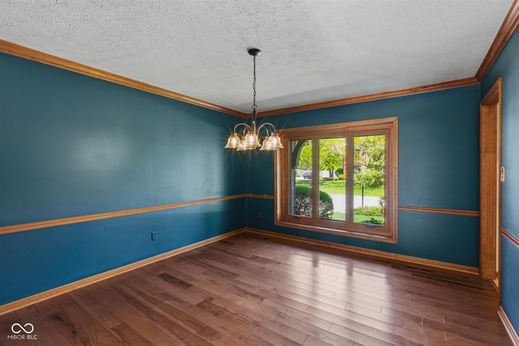 8090 Bowline Drive